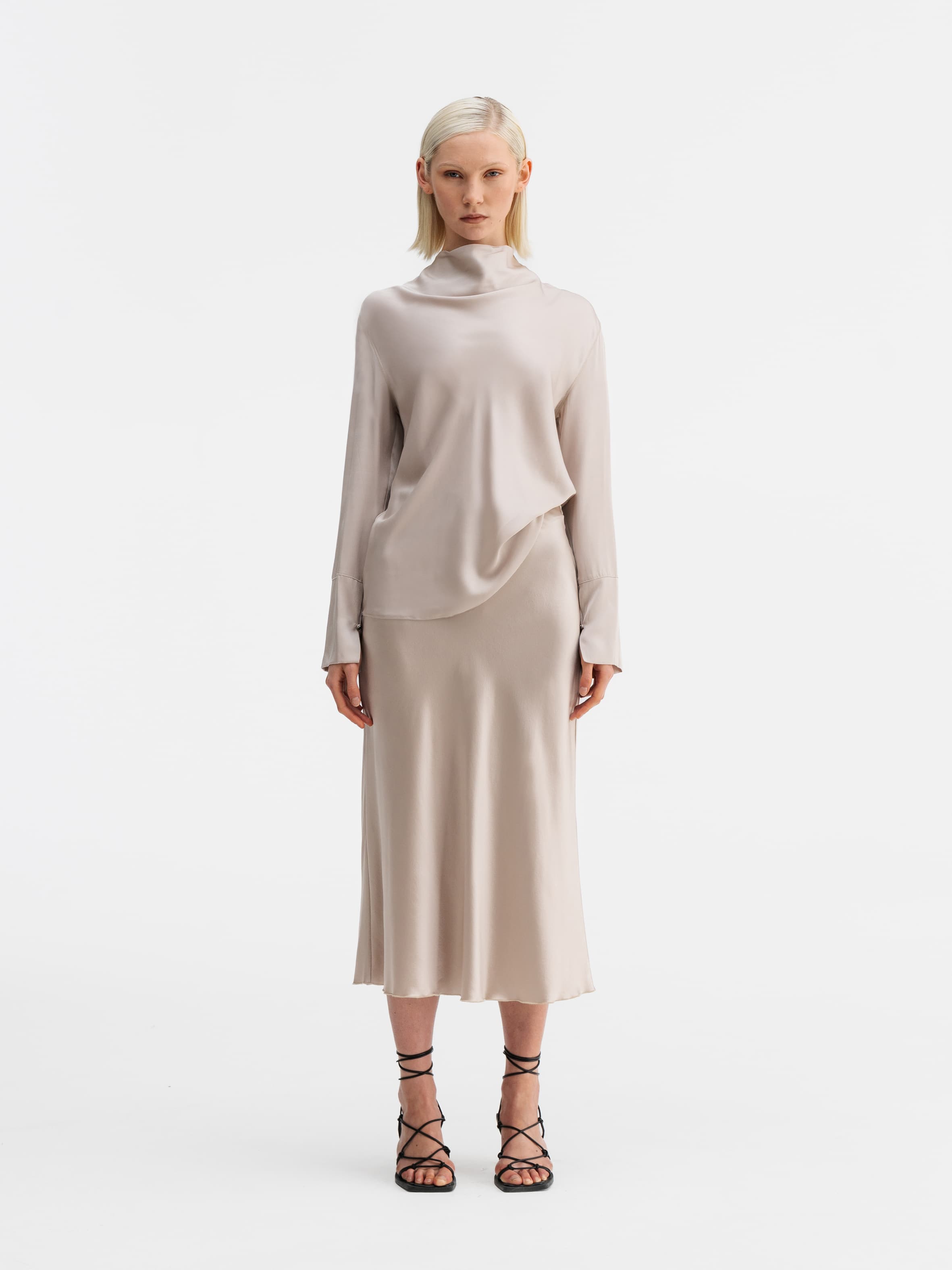 Hana satin silk skirt greige – Ahlvar Gallery