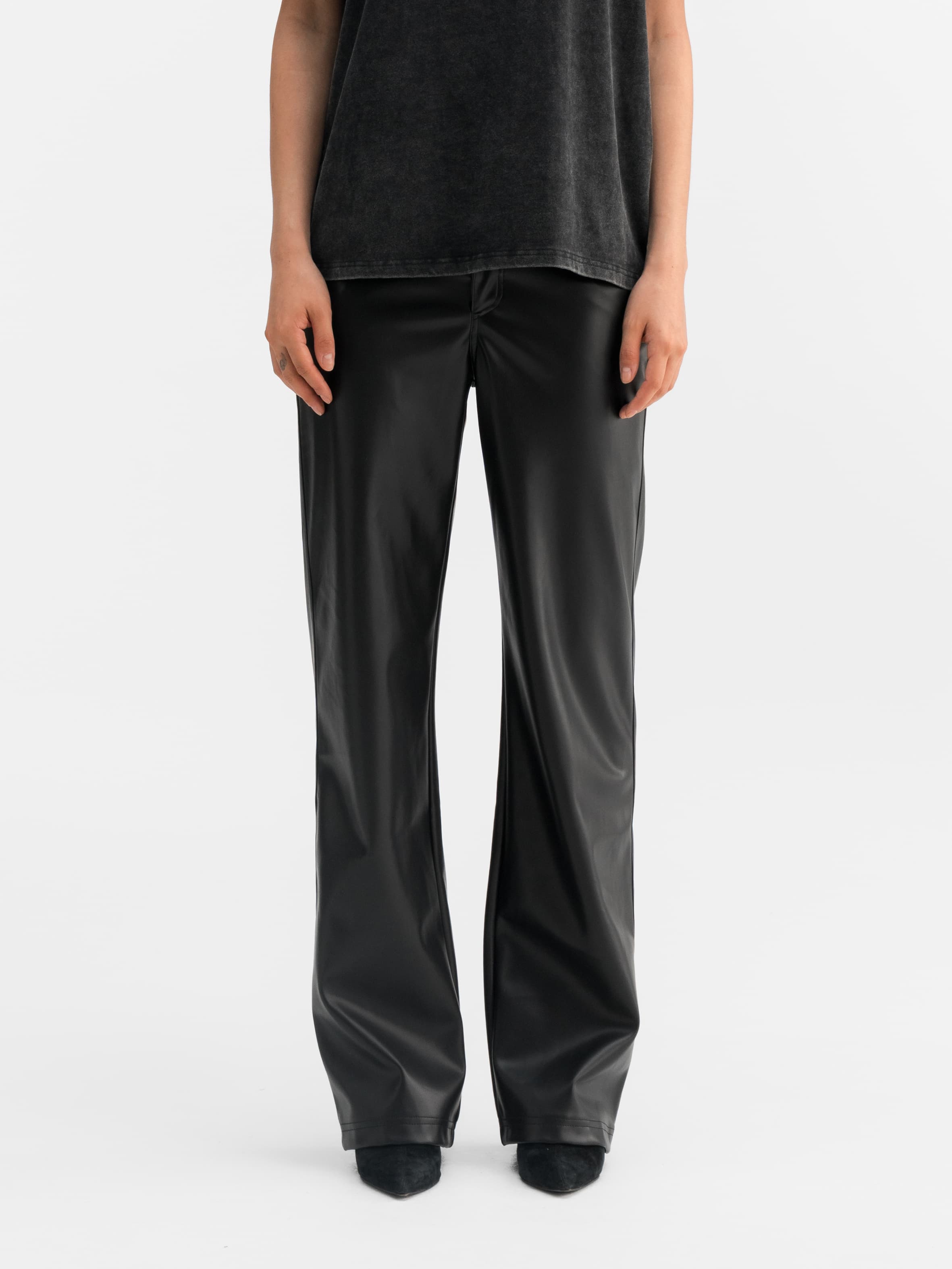 Aina PU leather trousers black