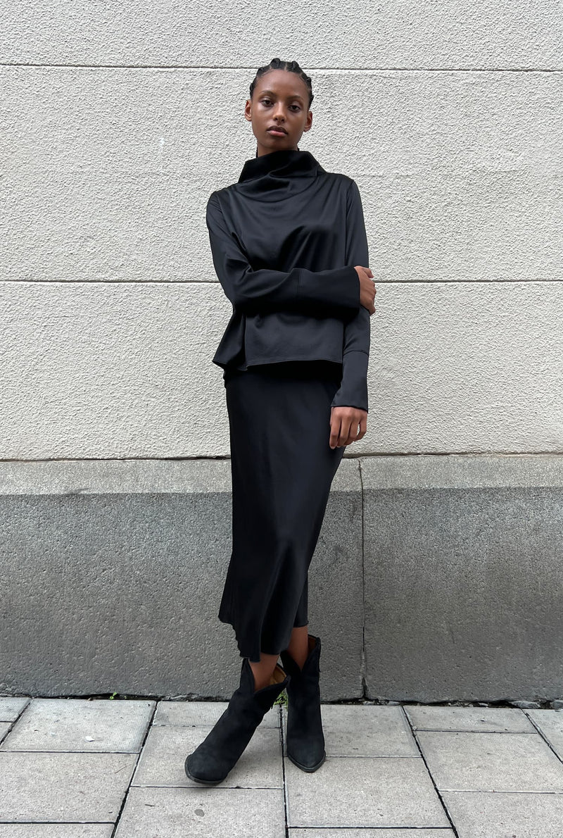 Animi silk blouse black