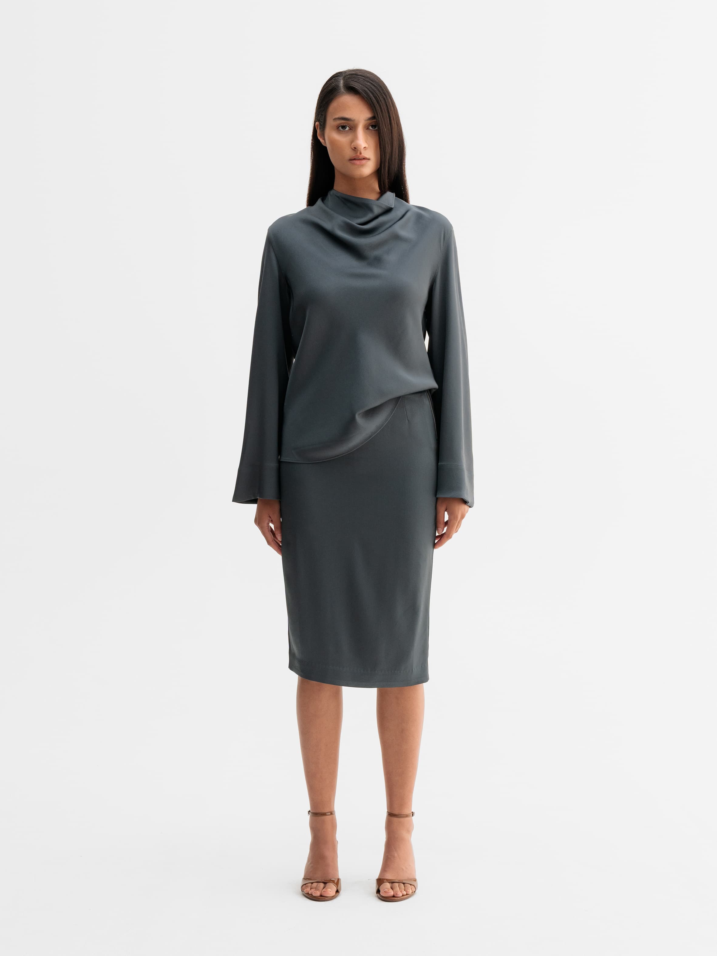 Ari blouse dark grey
