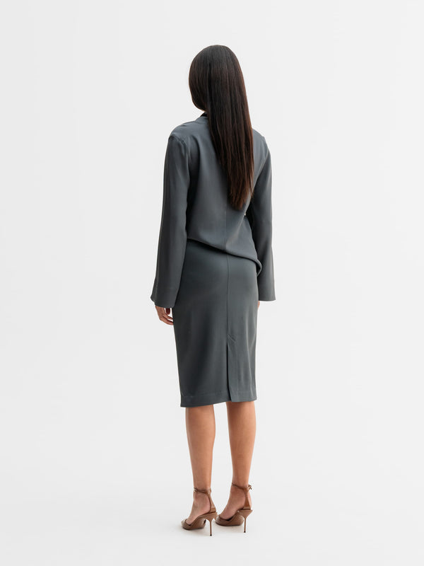 Back view of Ahlvar Gallery Ari blouse in Dark grey