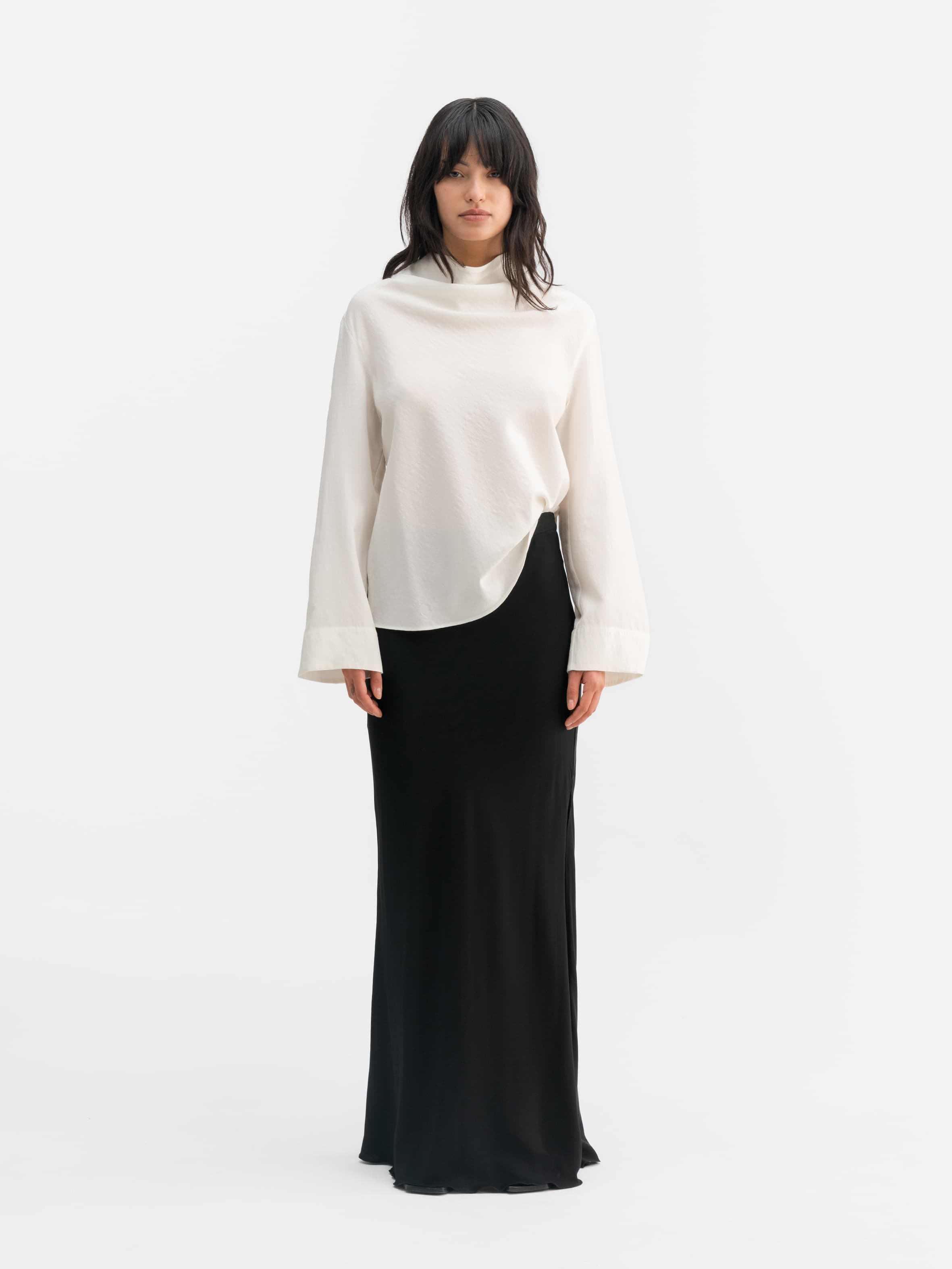 Ari wool blouse off-white