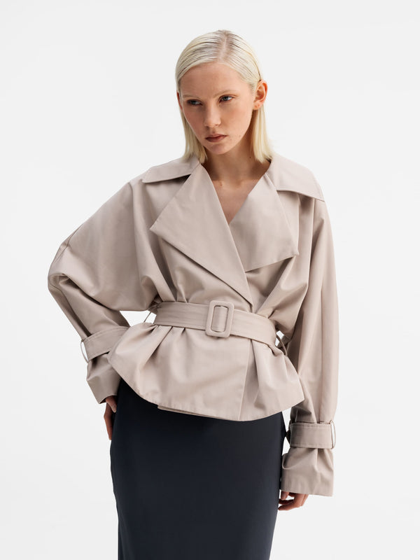 Model wearing Ahlvar Gallery Asha jacket greige