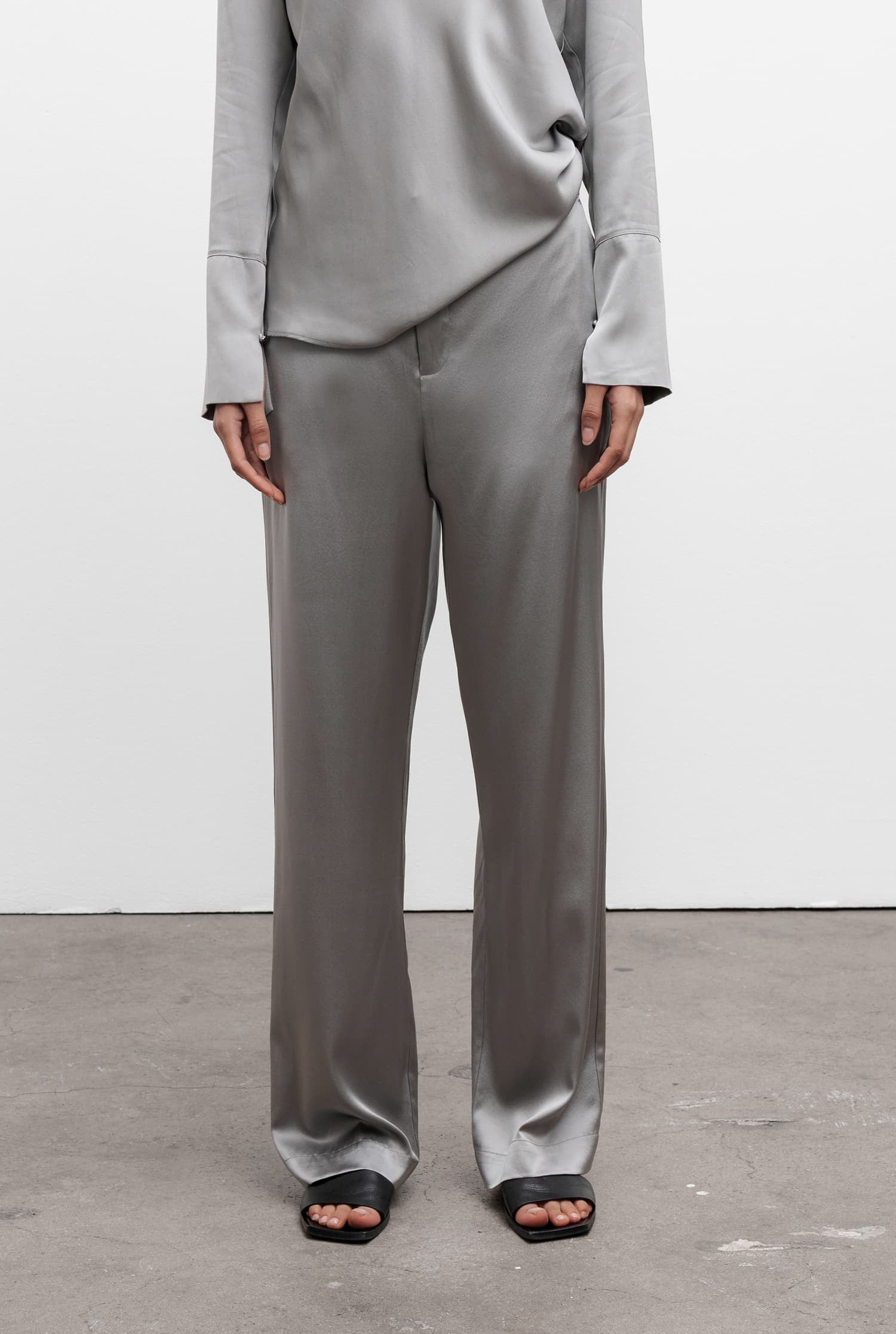 Ava satin silk trousers silver