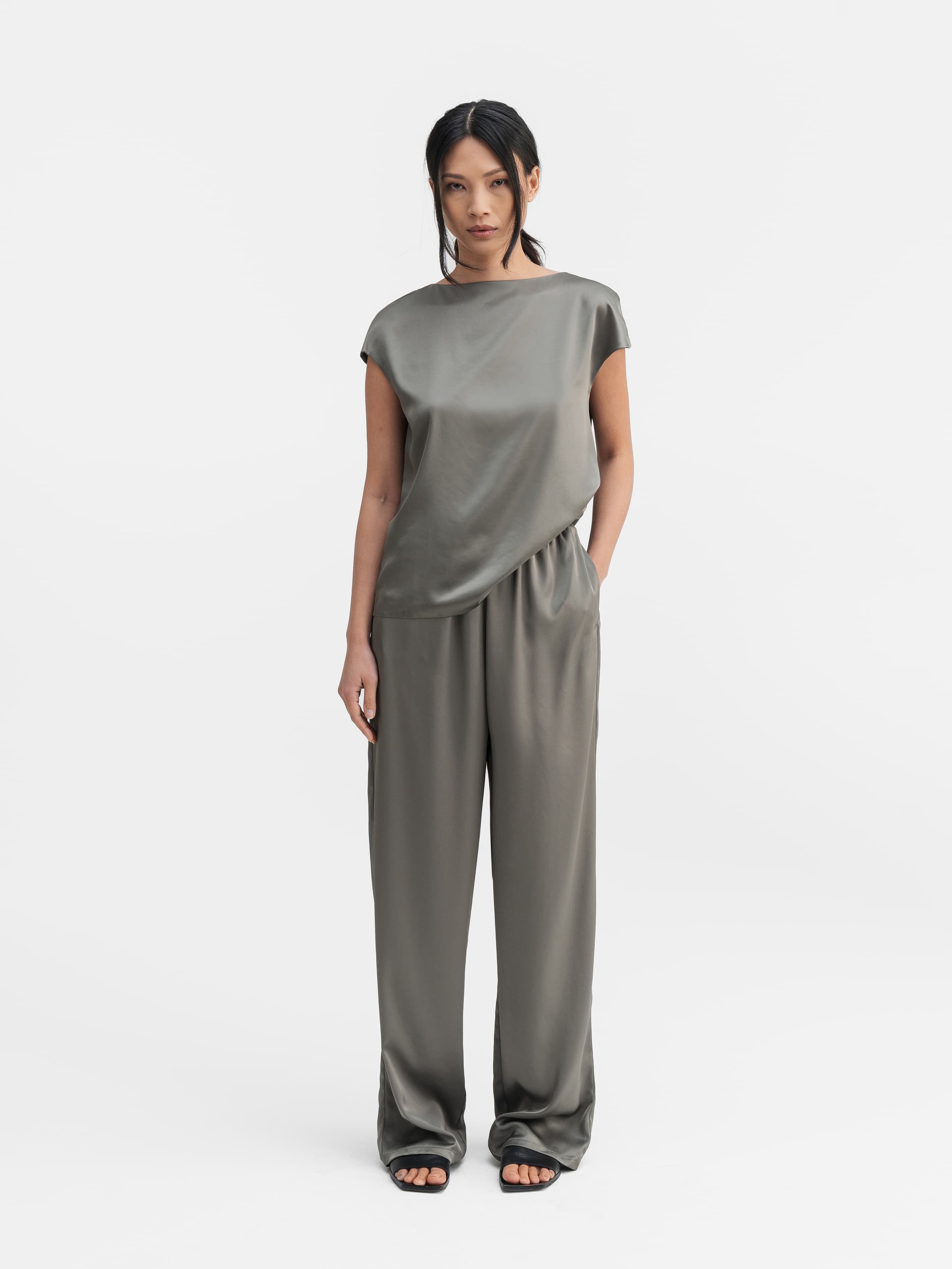 Ayla satin trousers light military