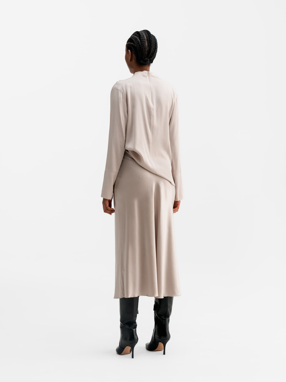 新品Silky jacquard blouseエクリュ 新品Silky jacquard blouse