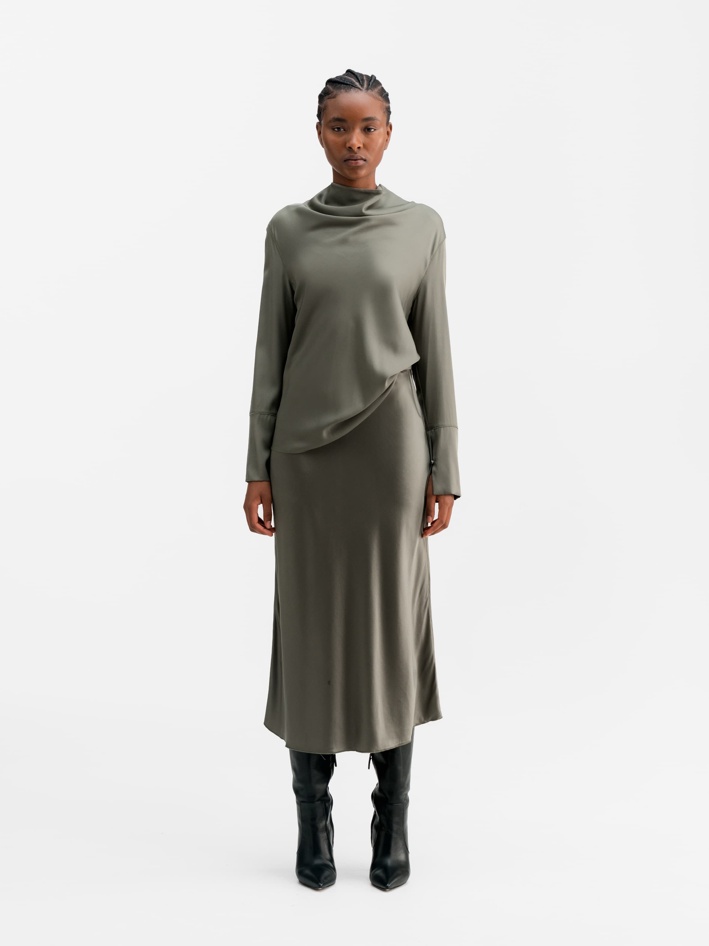 Model wearing Ahlvar Gallery Ayumi silk blouse light military