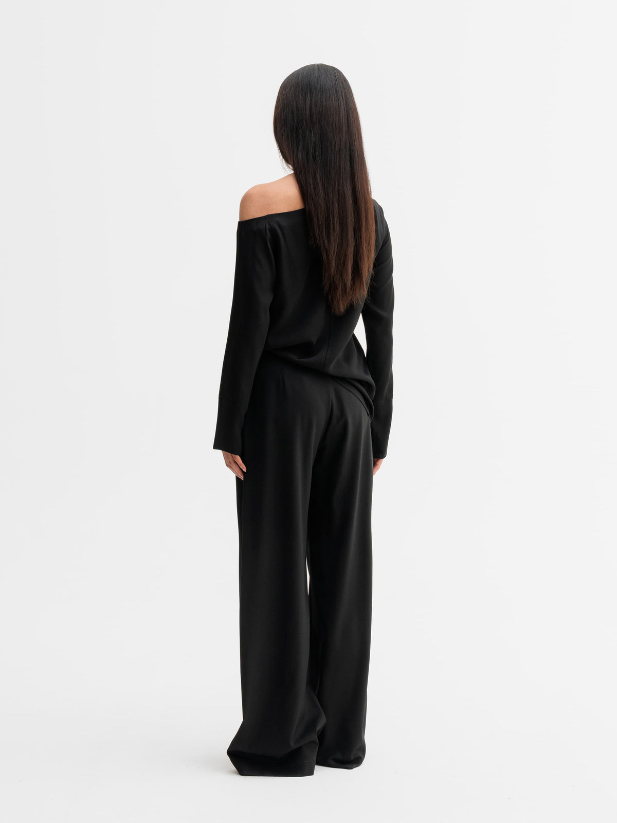 Back view of Ahlvar Gallery Chiney silk blouse in Black