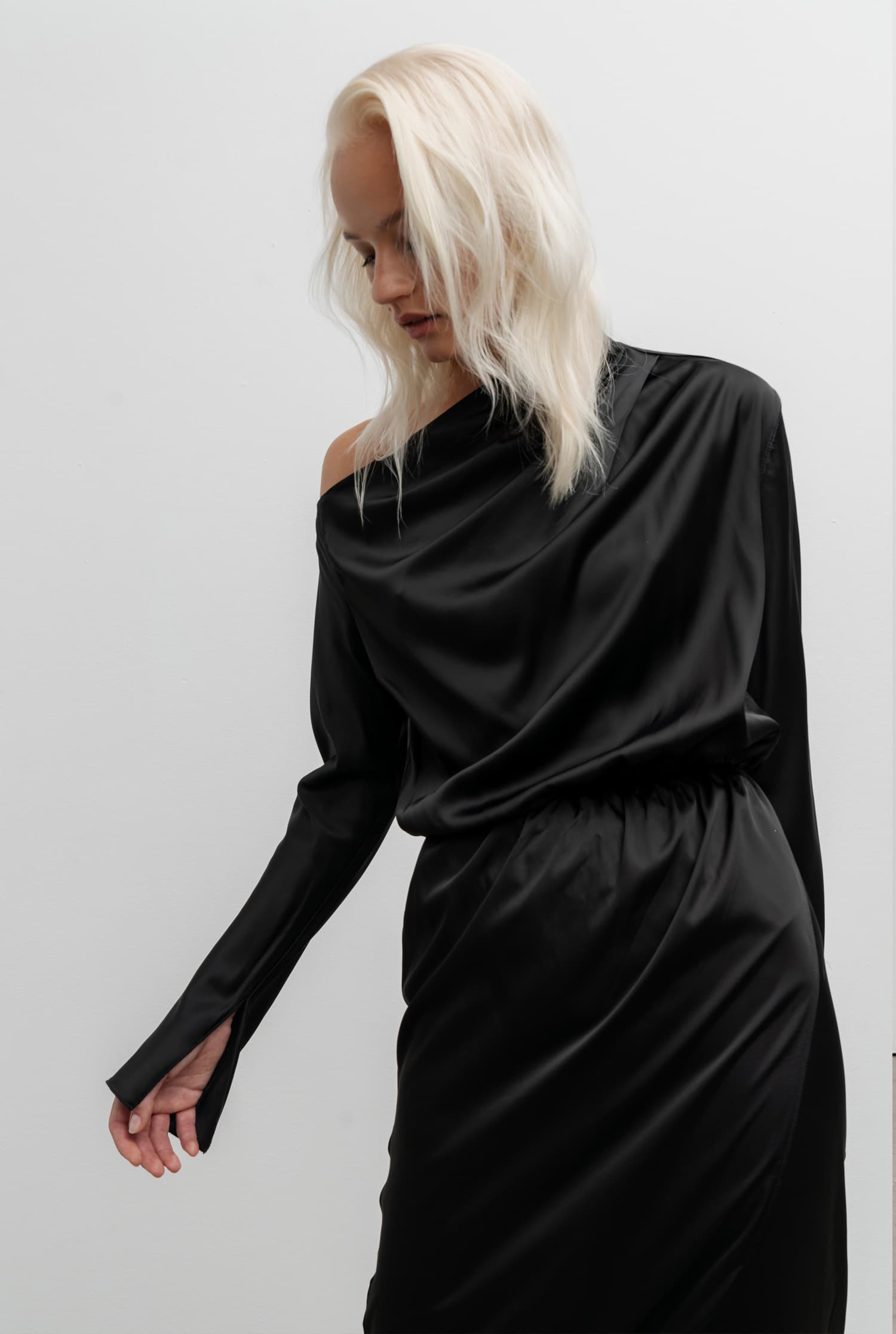 Cho dress black