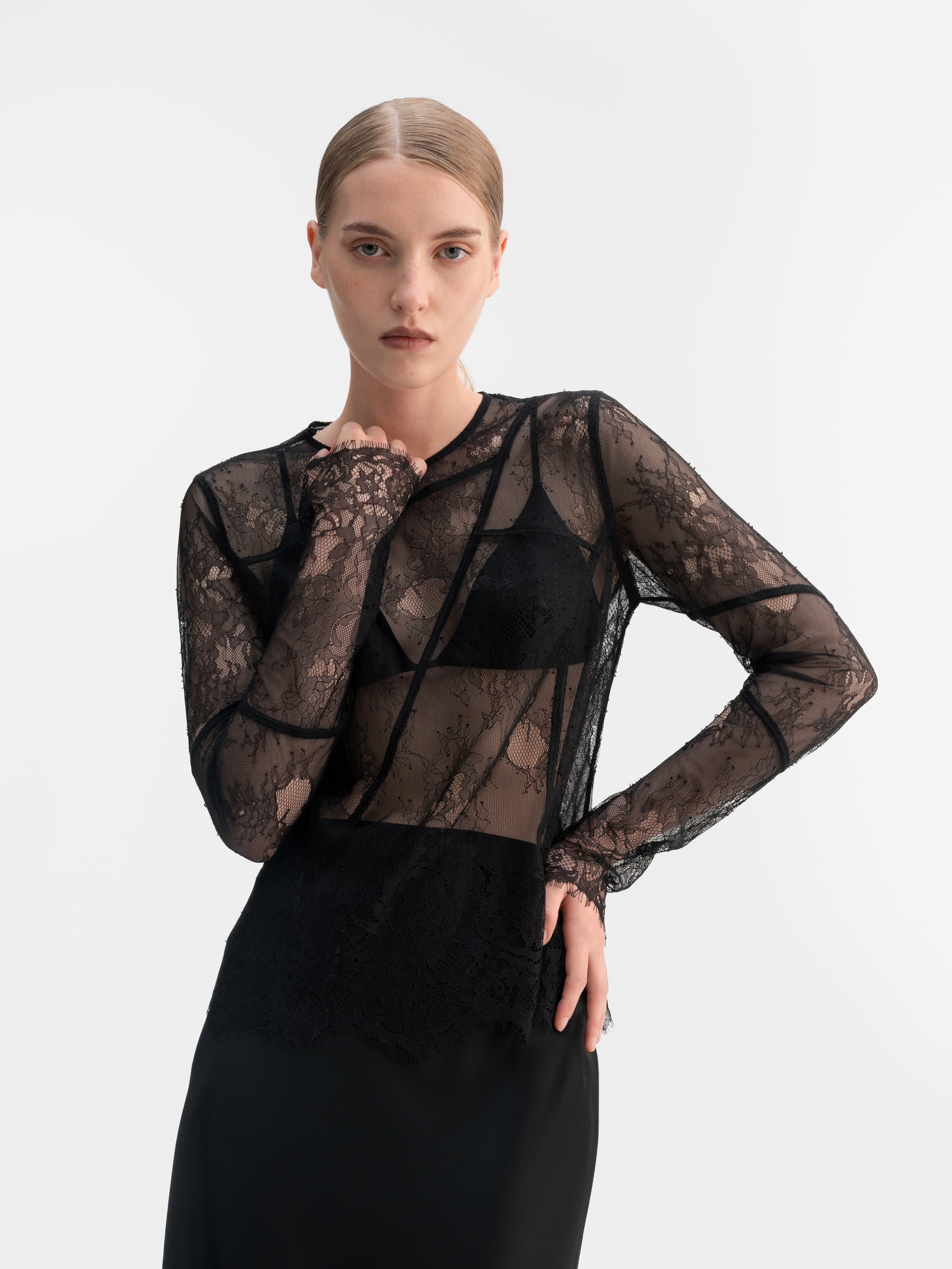 Eden lace blouse black