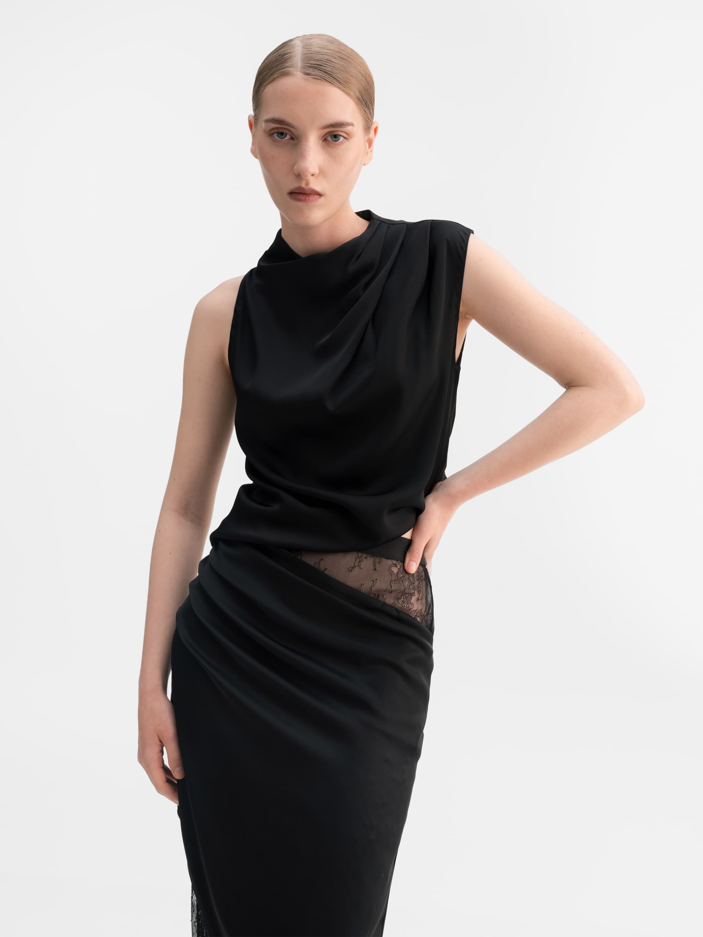 Eden lace skirt black