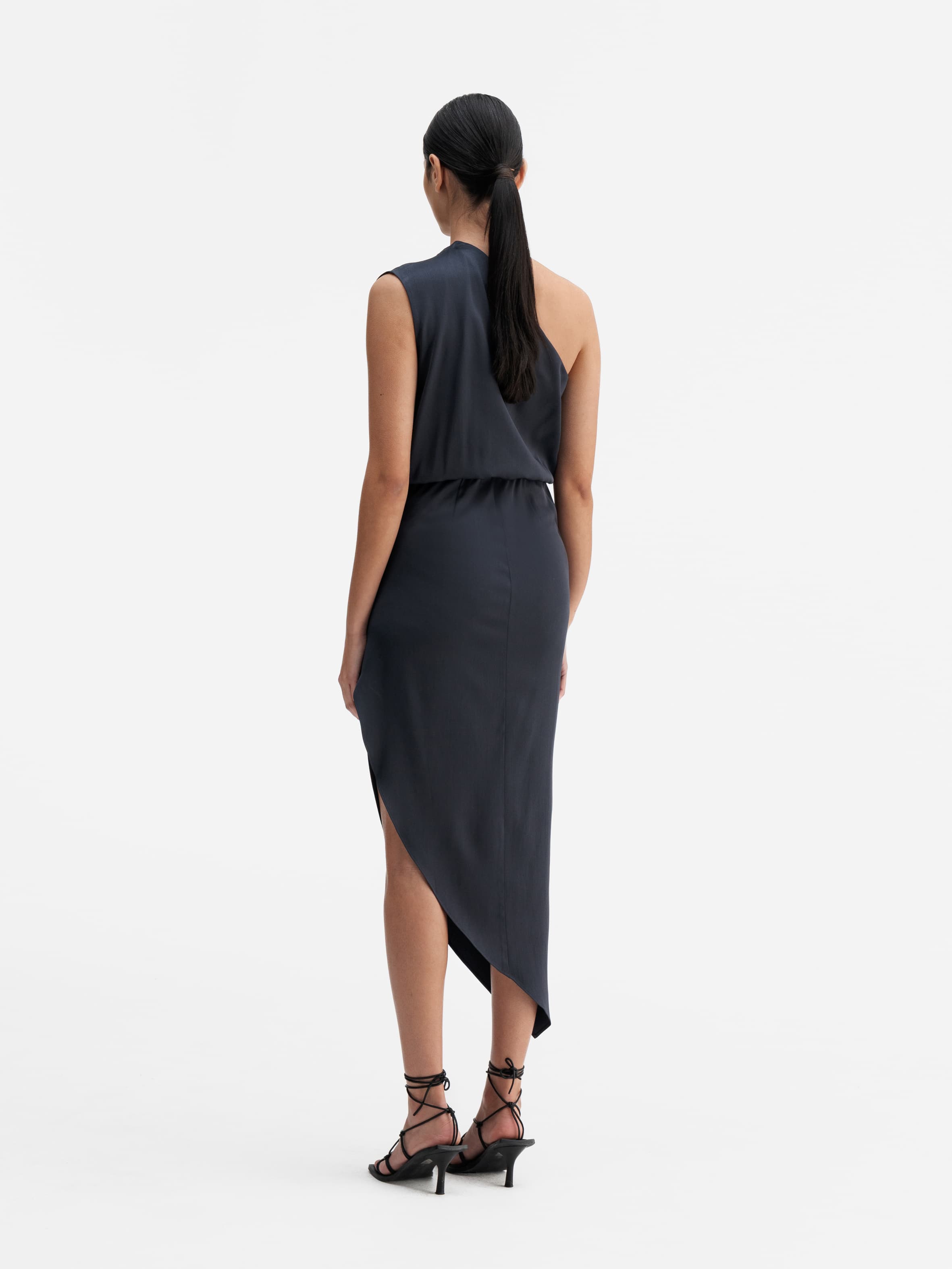 Back view of Ahlvar Gallery Elle dress blue grey