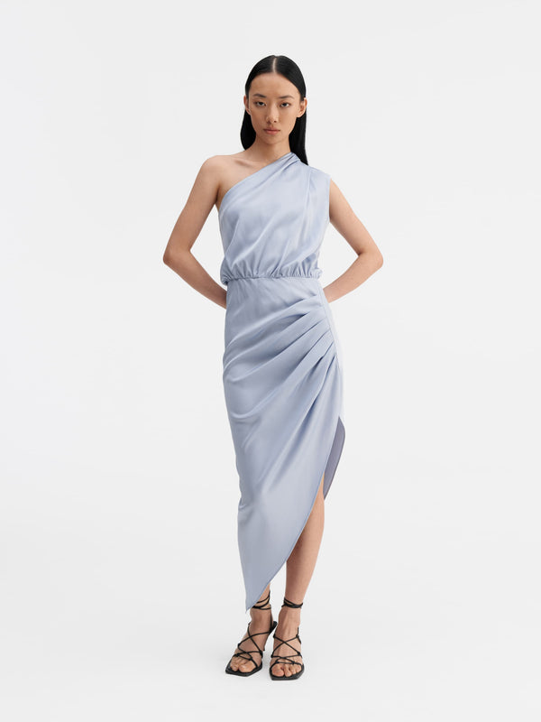 Model wearing Ahlvar Gallery Elle dress denim blue