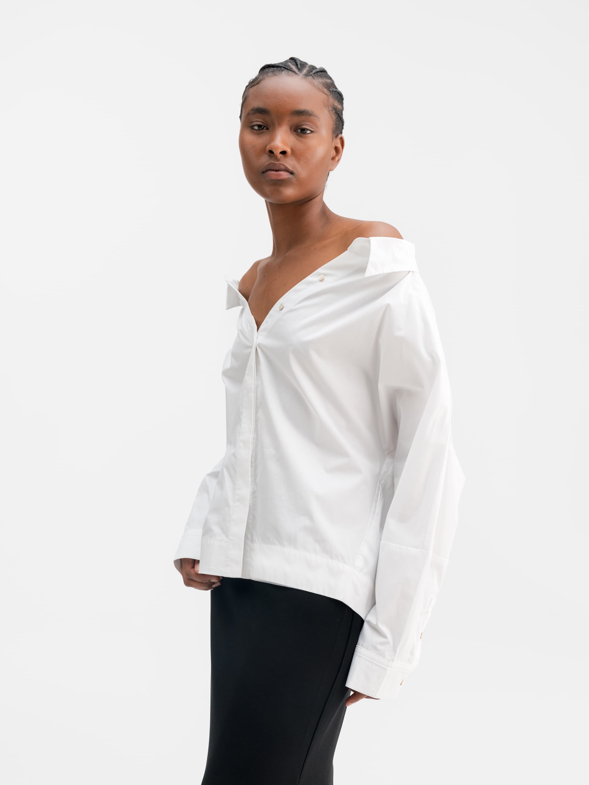 Gigi no shoulder shirt white