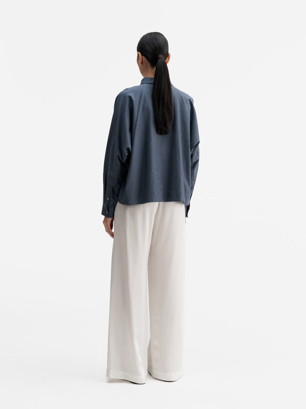 Back view of Ahlvar Gallery Gigi oxford shirt blue grey