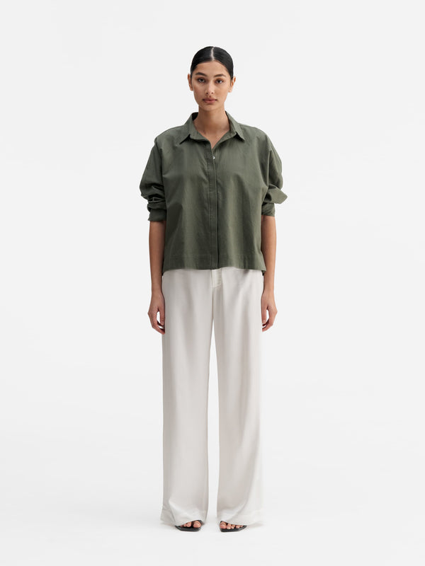 Model wearing Ahlvar Gallery Gigi oxford shirt olive green