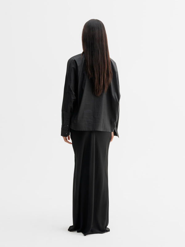 Back view of Ahlvar Gallery Gigi shirt in Black