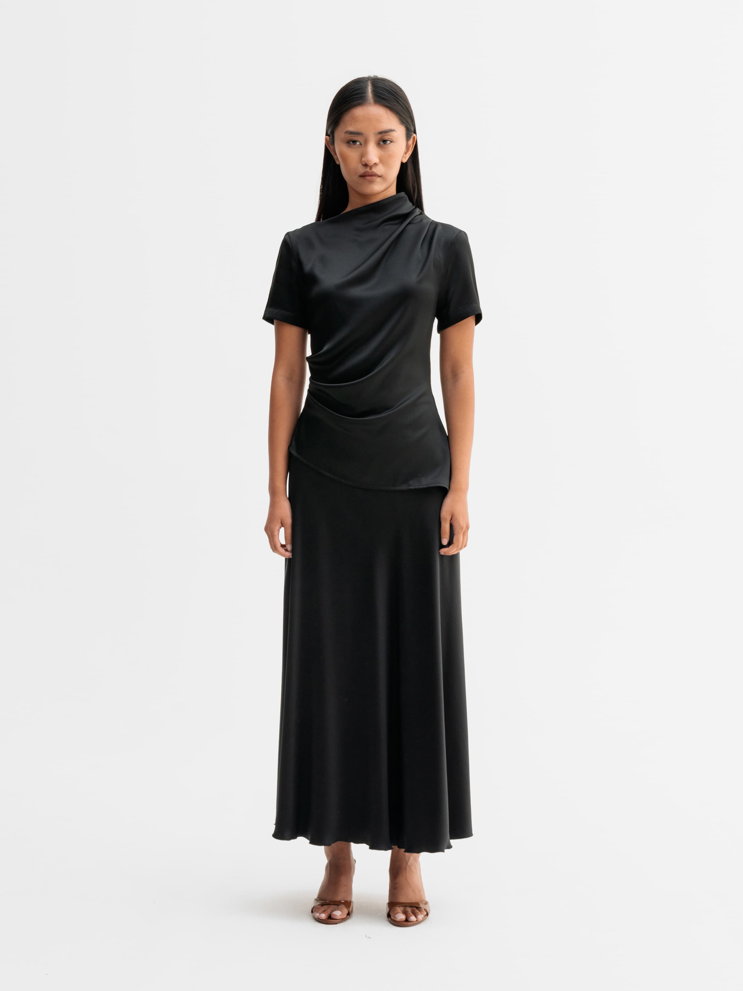 Hadi satin skirt black
