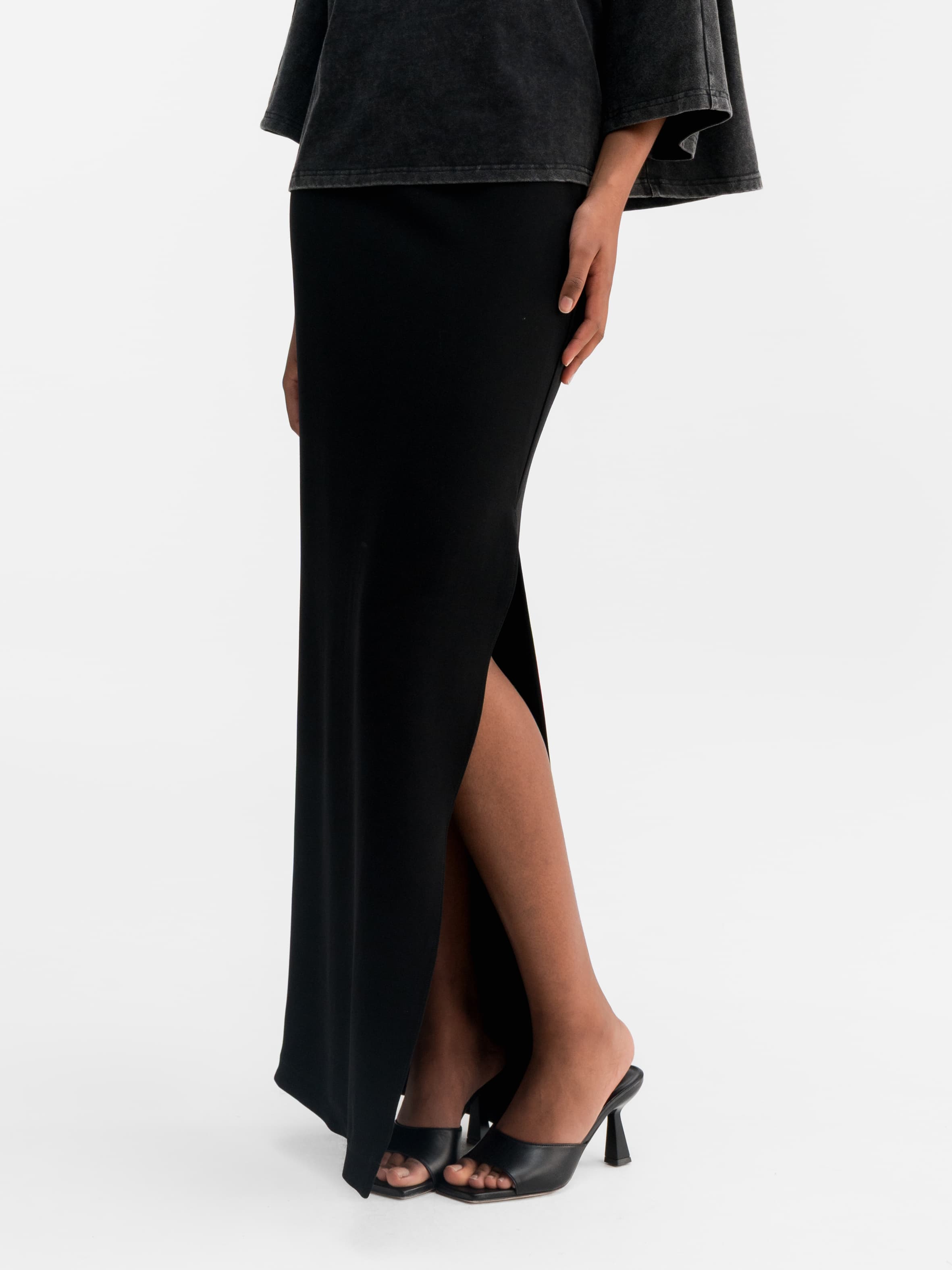 Hana long pencil skirt black