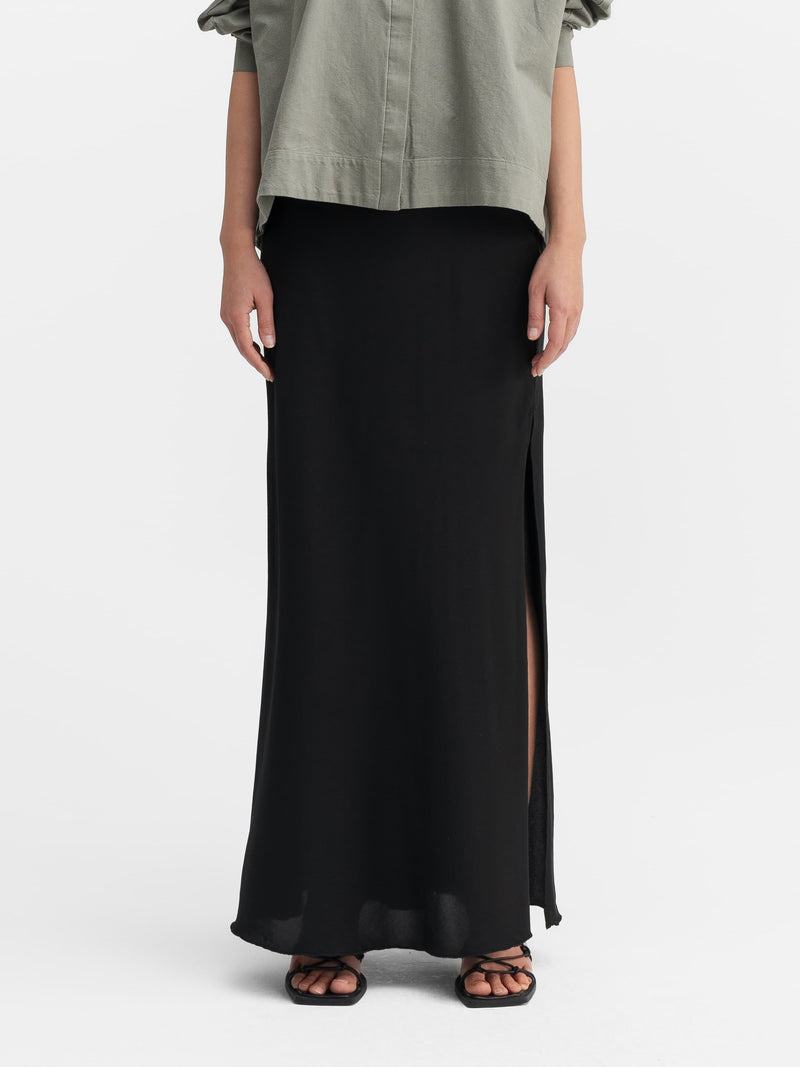 Hana long silk skirt black