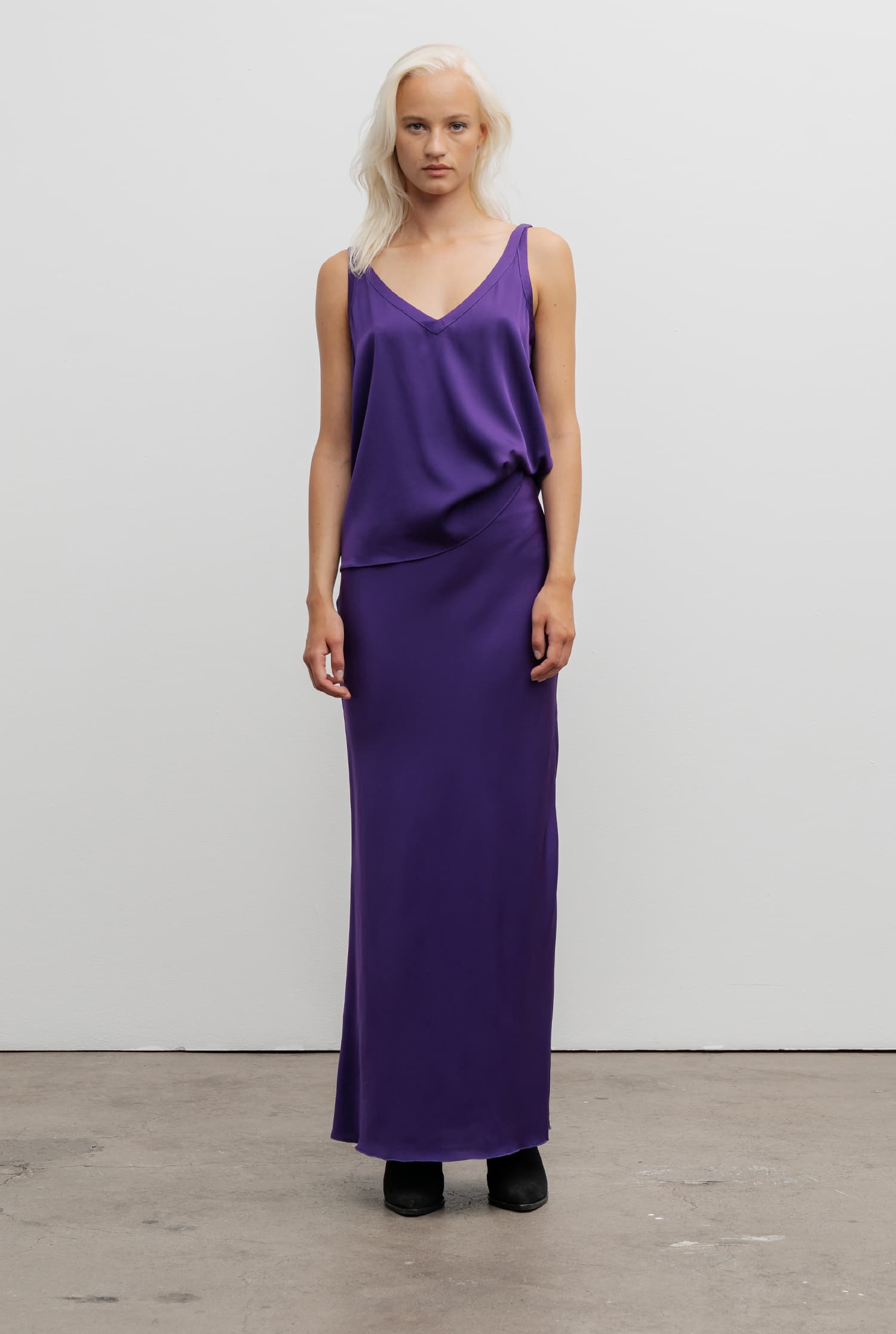 Hana long silk skirt violet