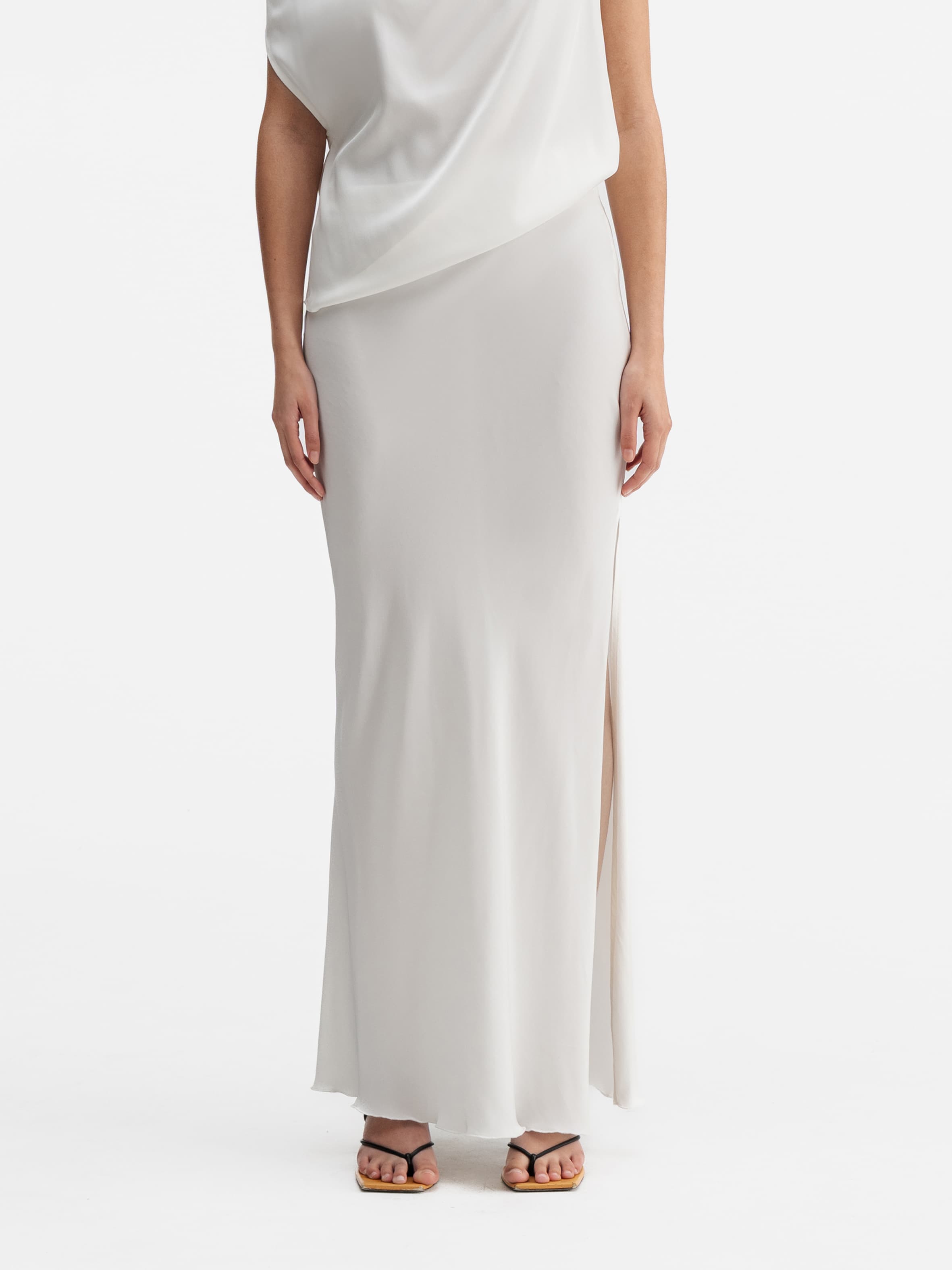 Hana long silk skirt white