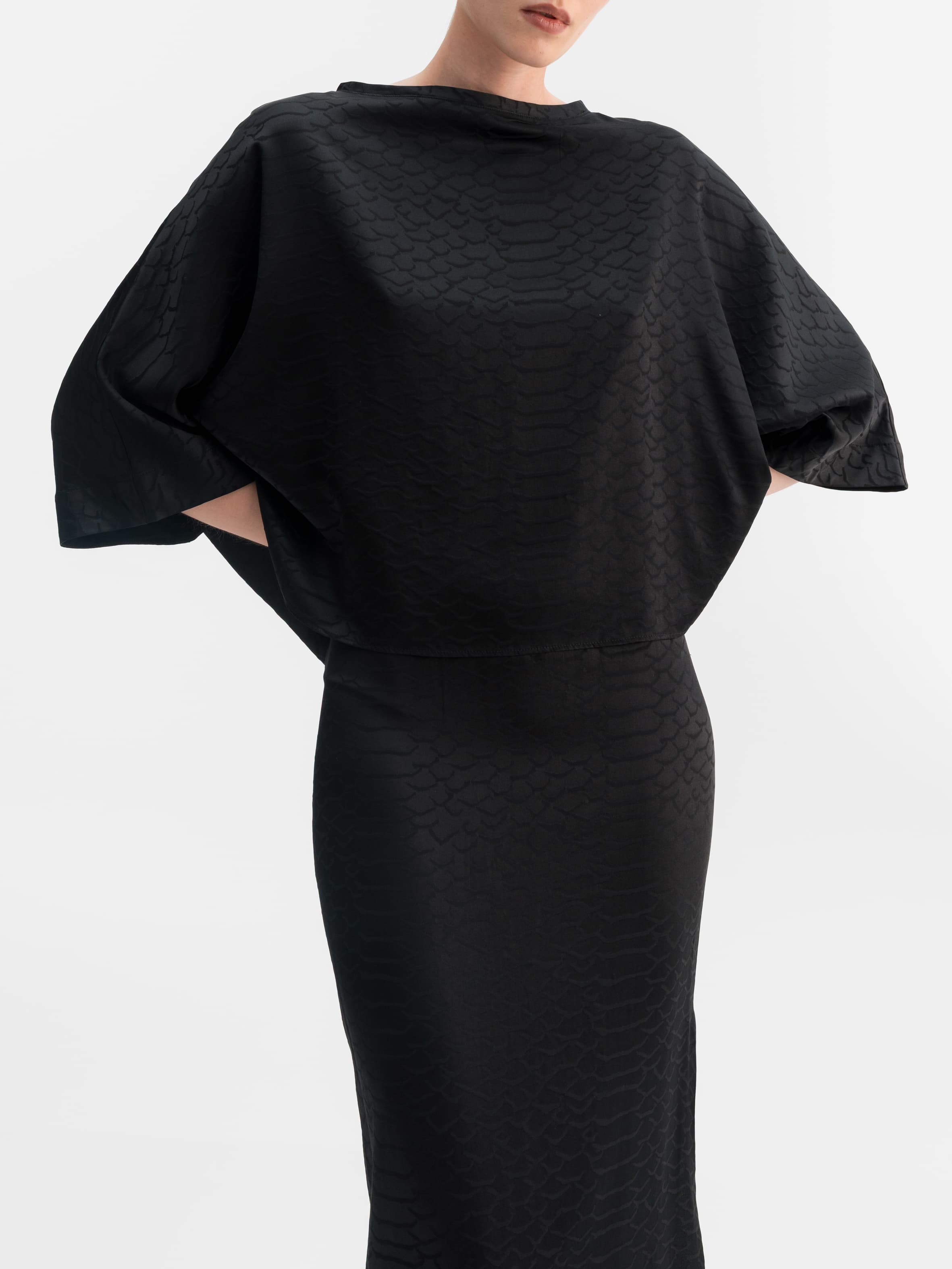 Hana long snake pencil skirt black
