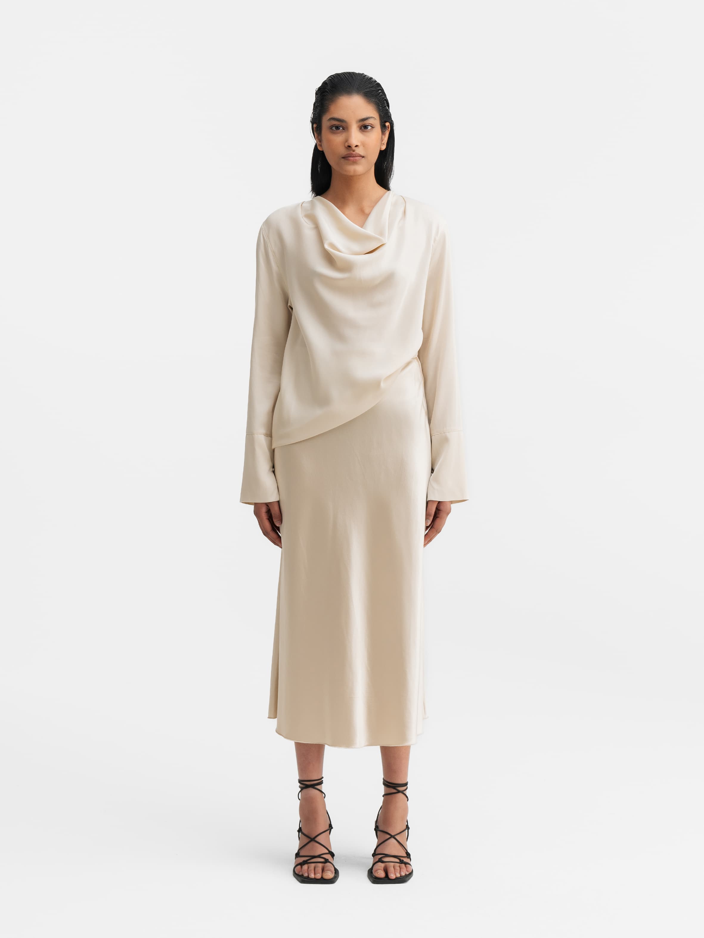 Hana satin silk skirt cream