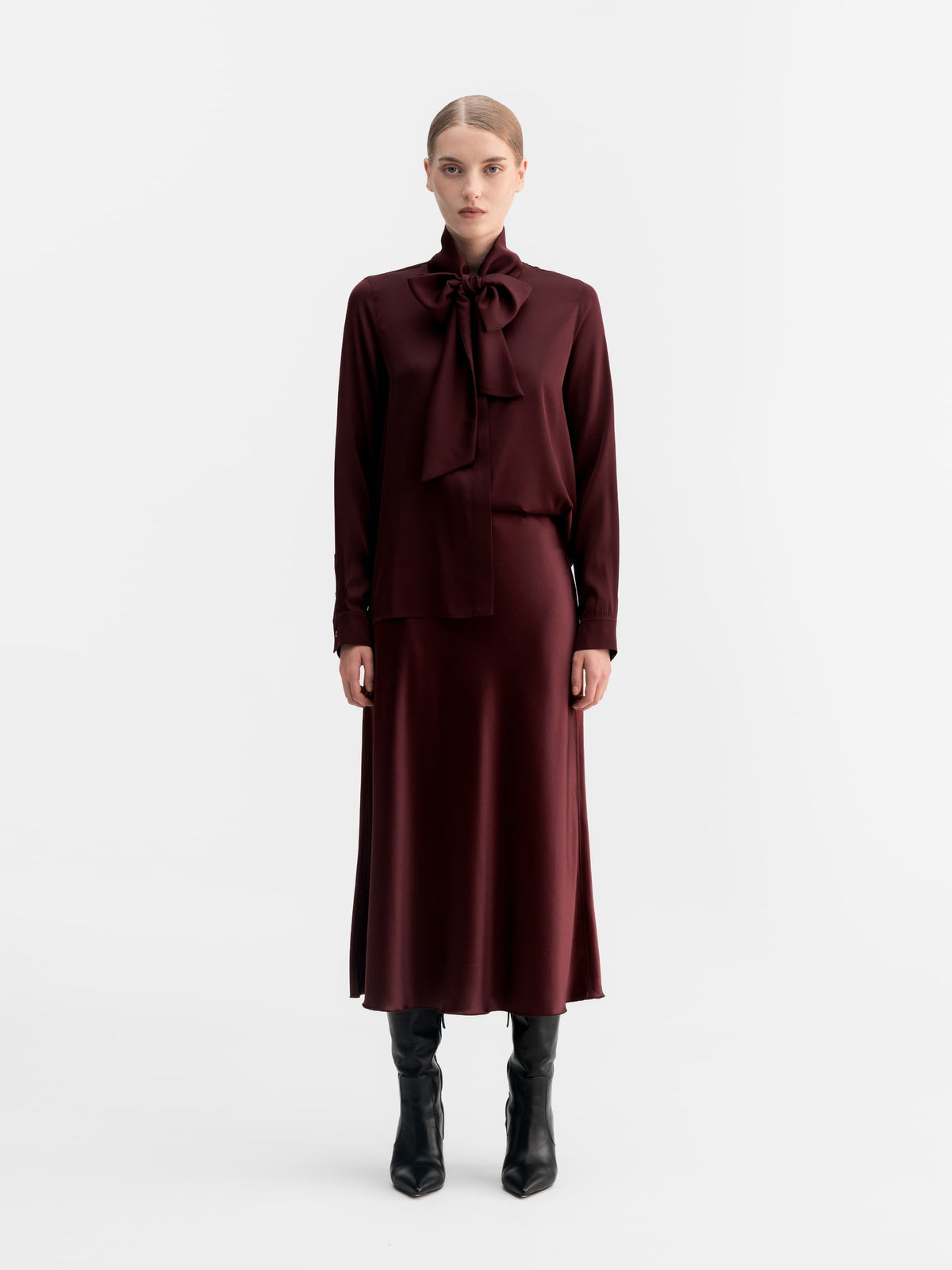 Hana satin silk skirt burgundy