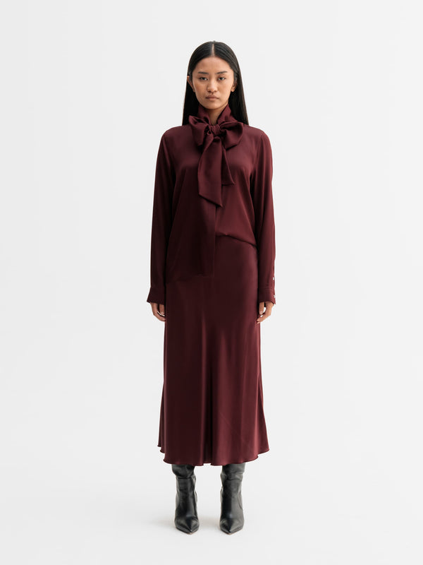 Hana satin silk skirt burgundy