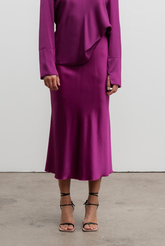 Hana satin silk skirt light berry