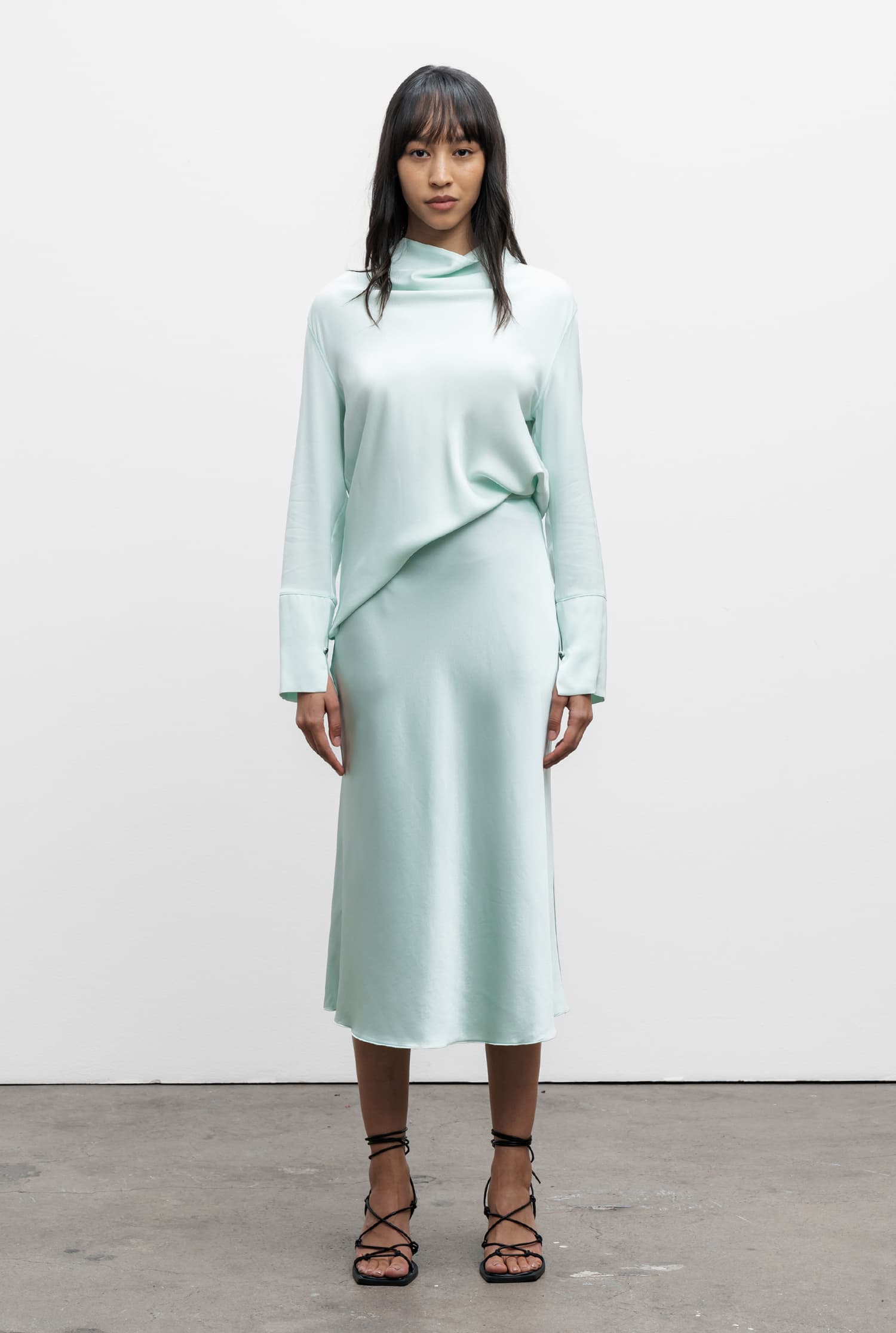 Hana silk satin skirt Mint