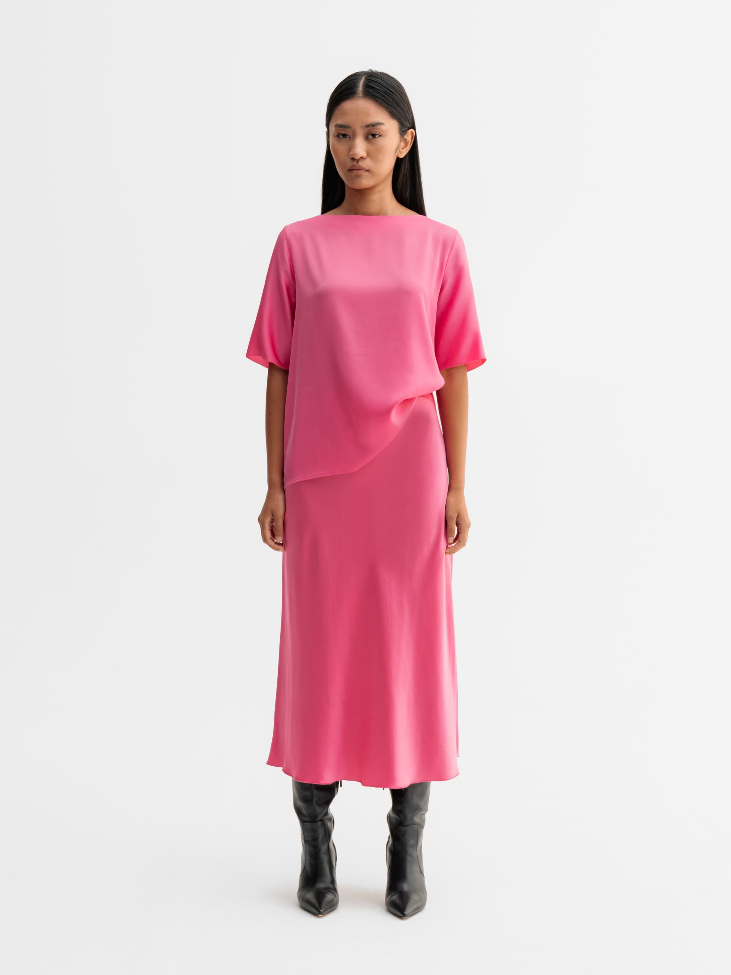 Hana satin silk skirt pink