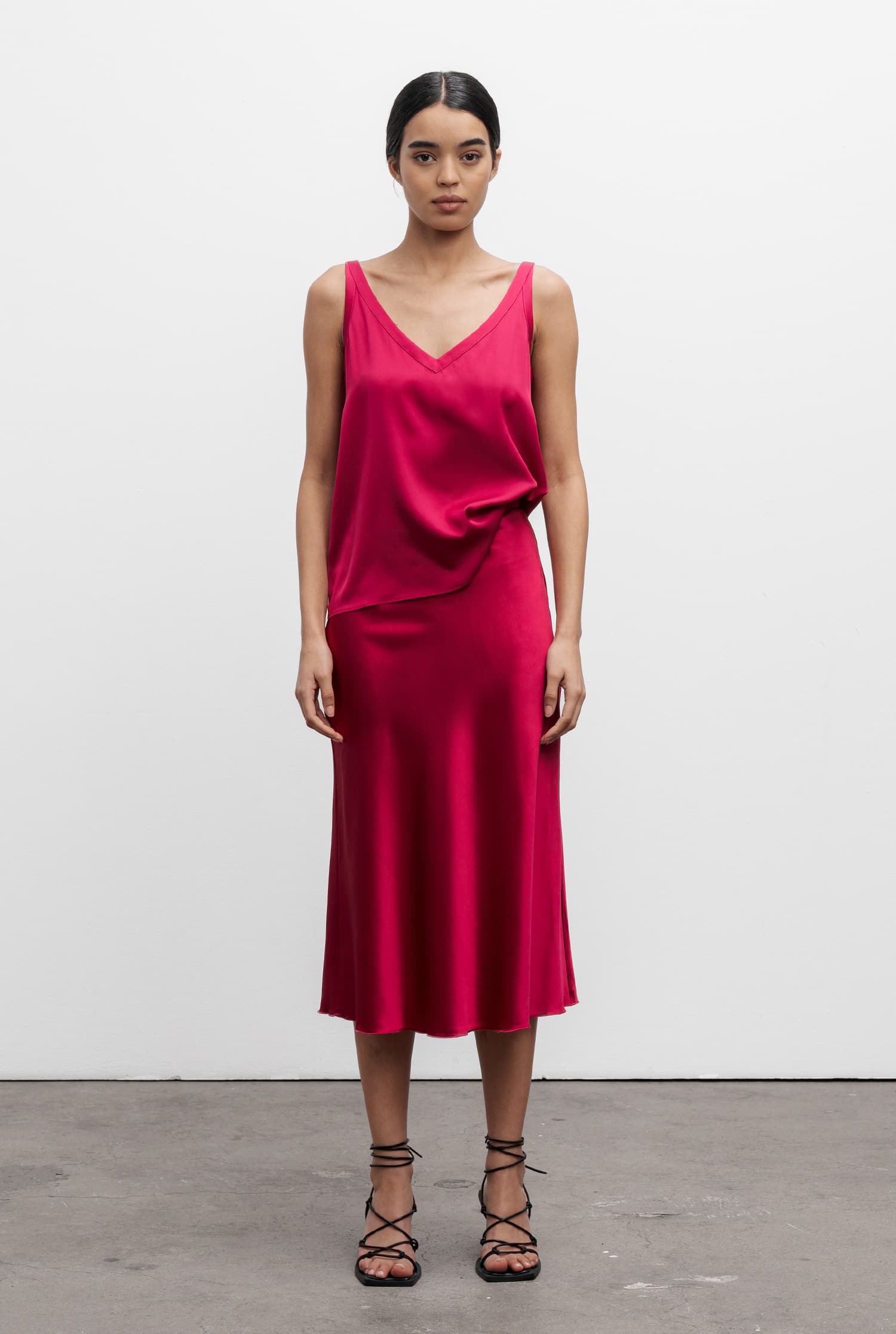 Hana satin silk skirt raspberry