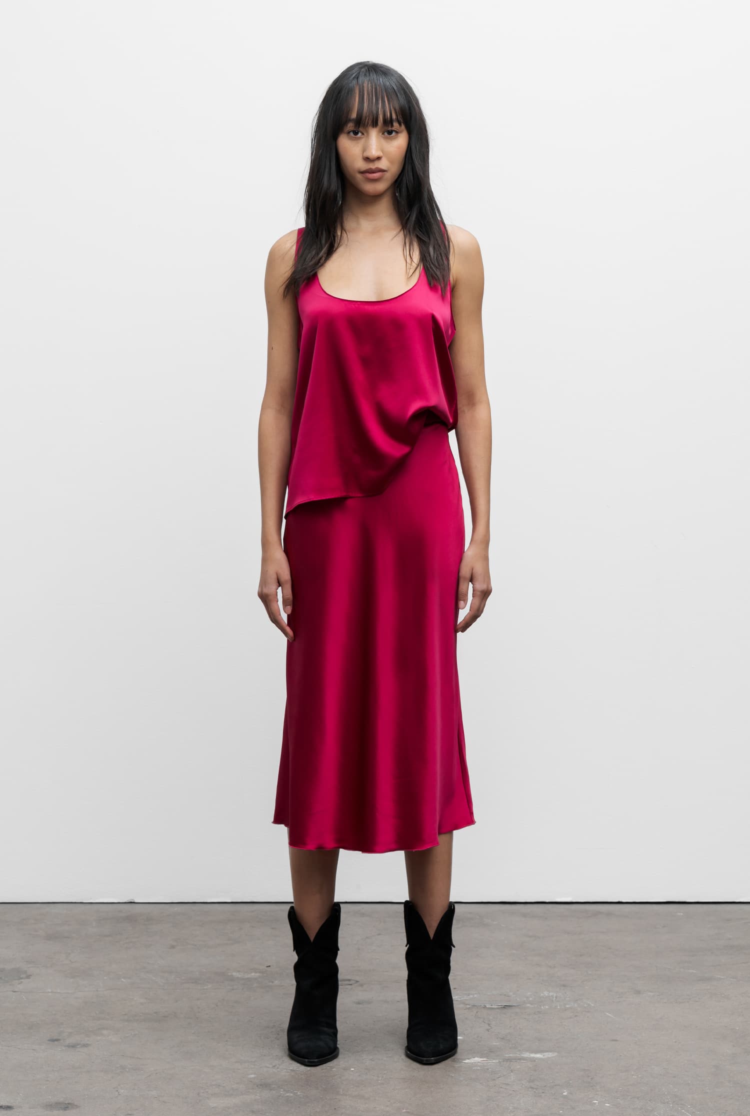 Hana satin silk skirt raspberry