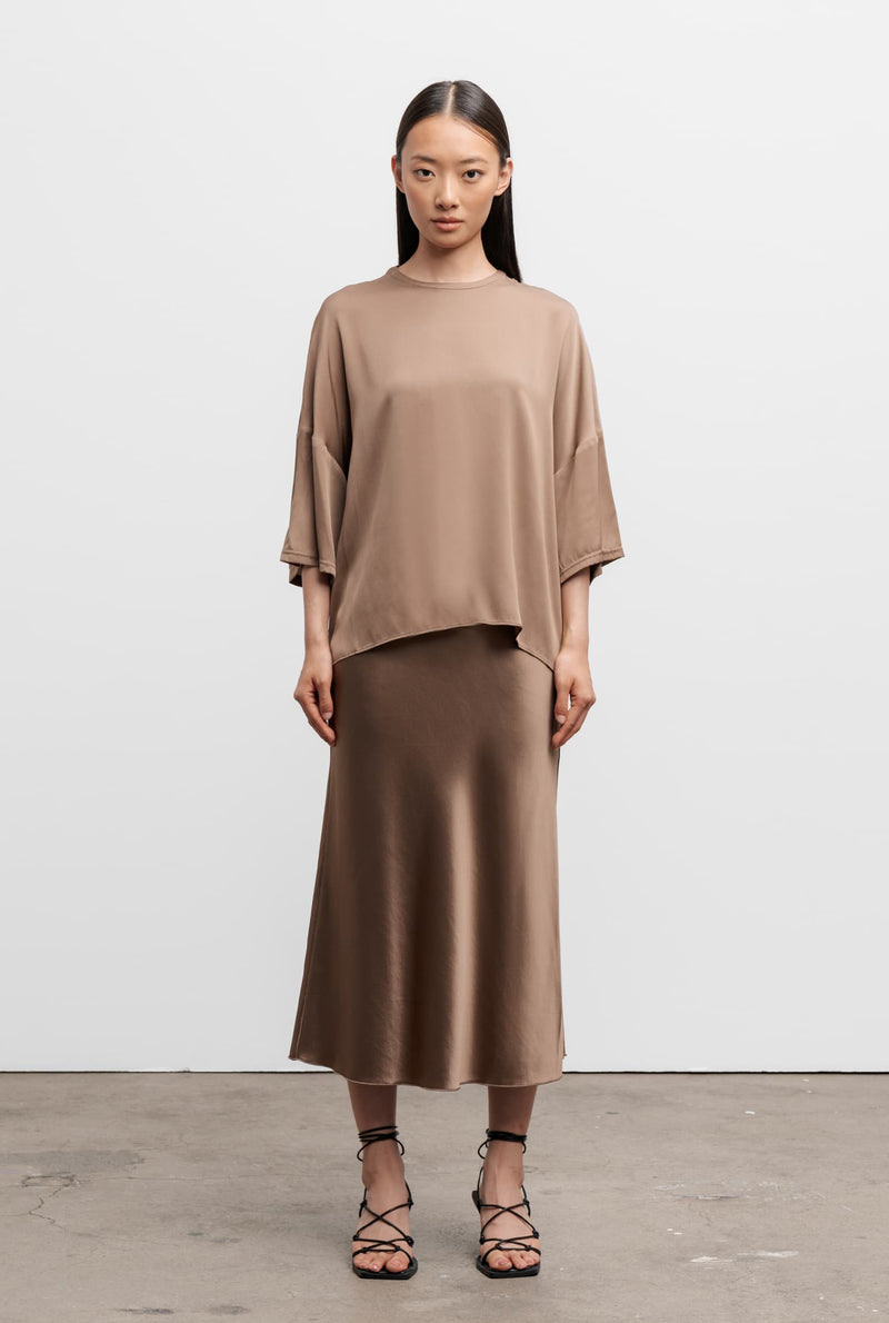 Hana silk satin skirt sand