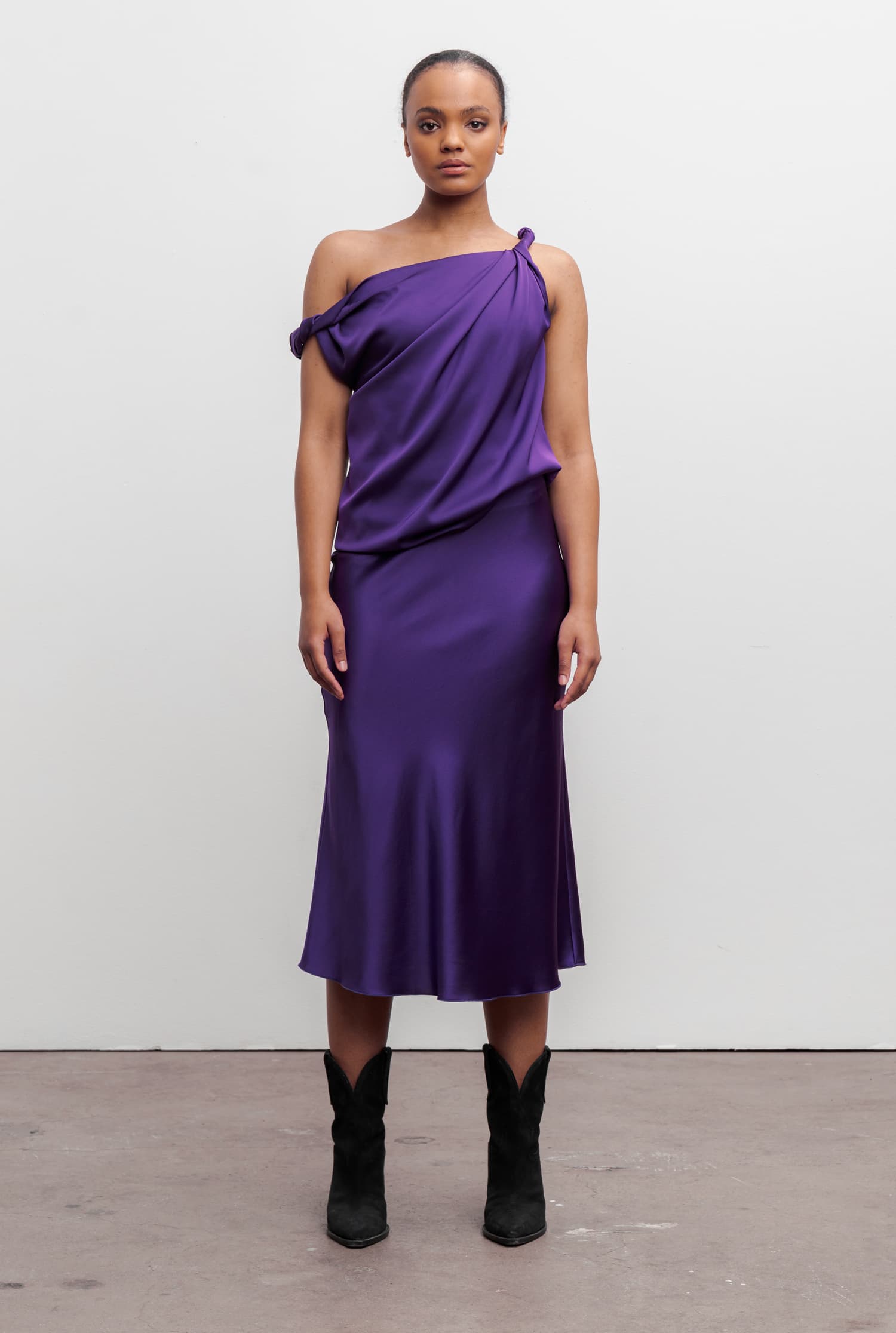 Hana satin silk skirt violet