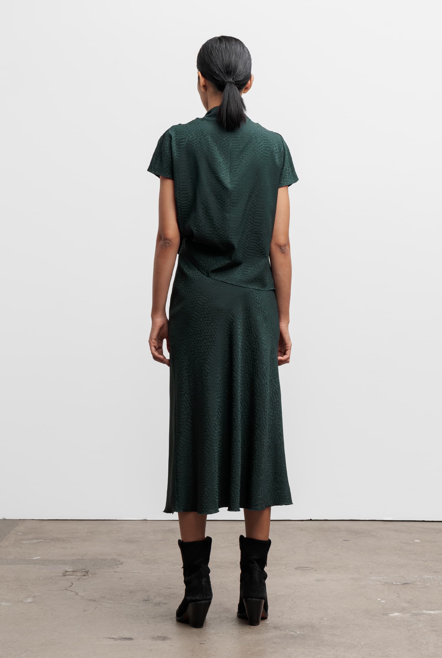 Hana snake silk skirt deep forest