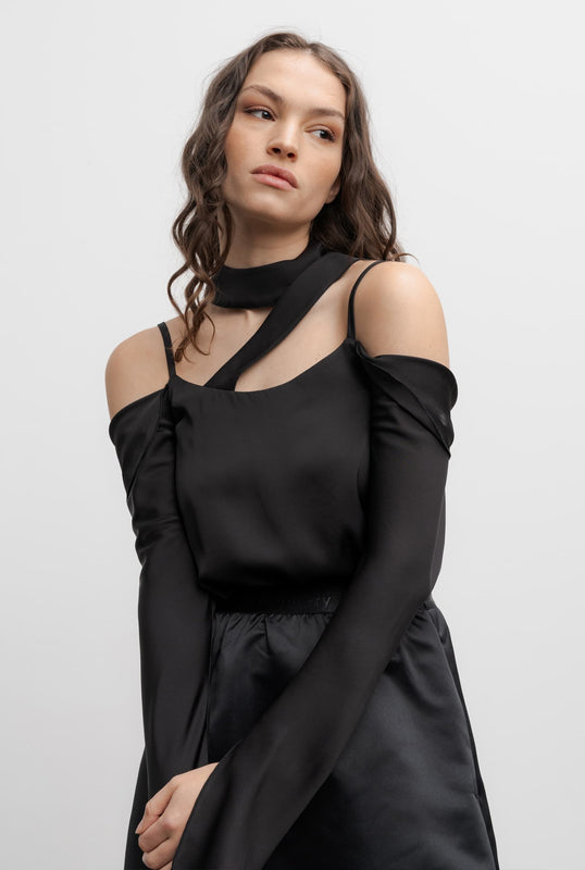 Hinata silk blouse black