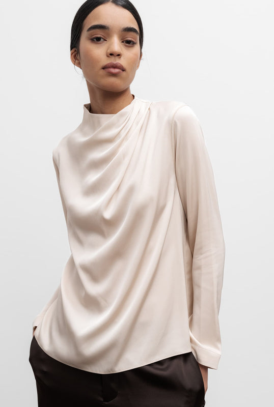 Jade silk blouse cream