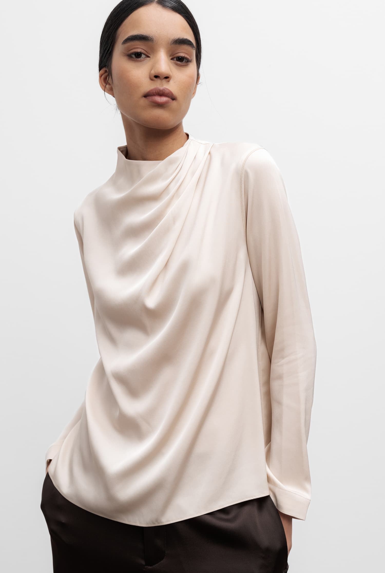 Jade silk blouse cream