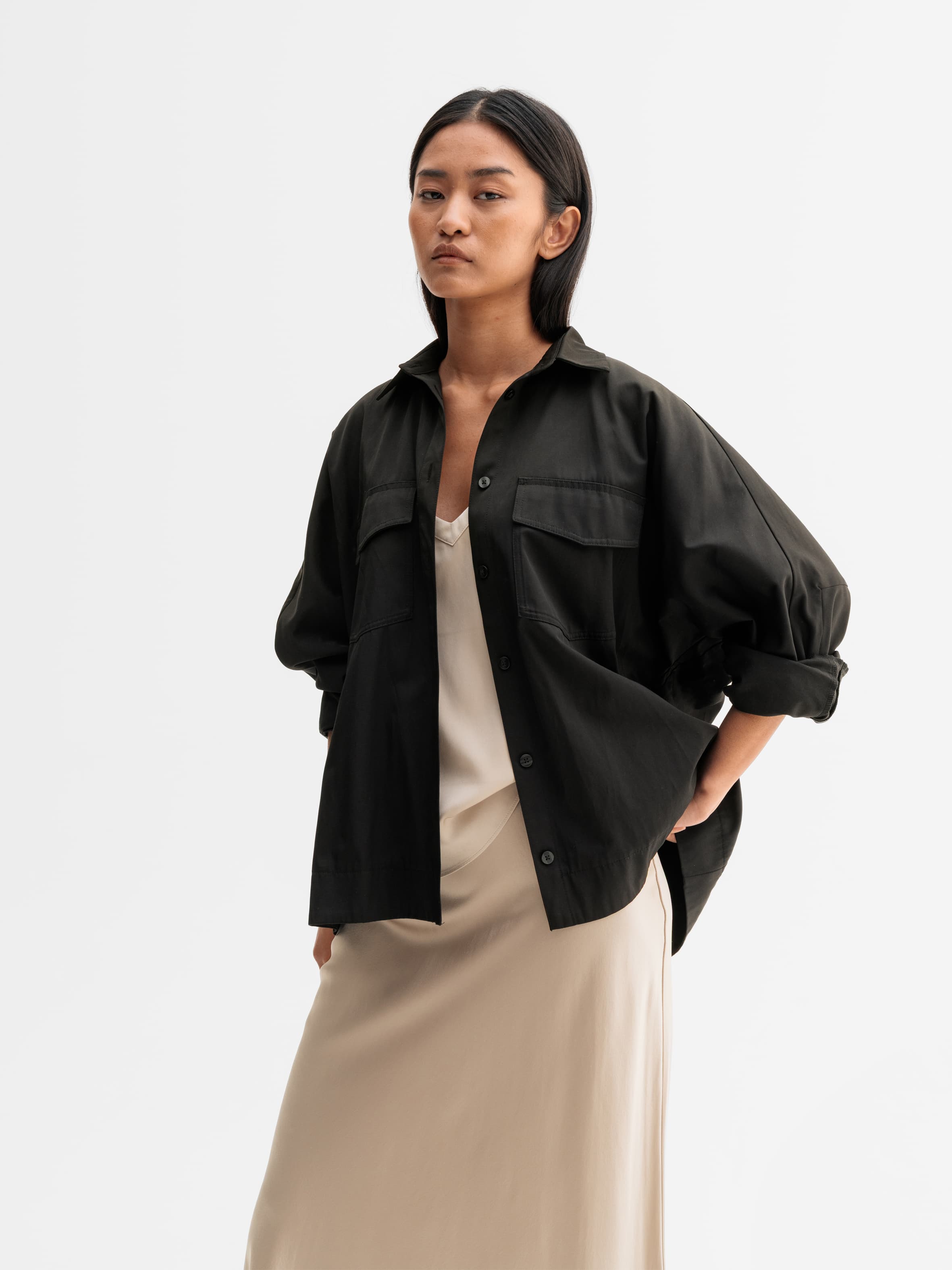 Kaia over shirt black