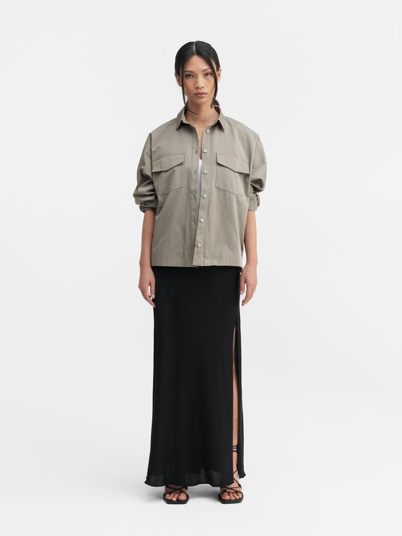 Kaia over shirt light military