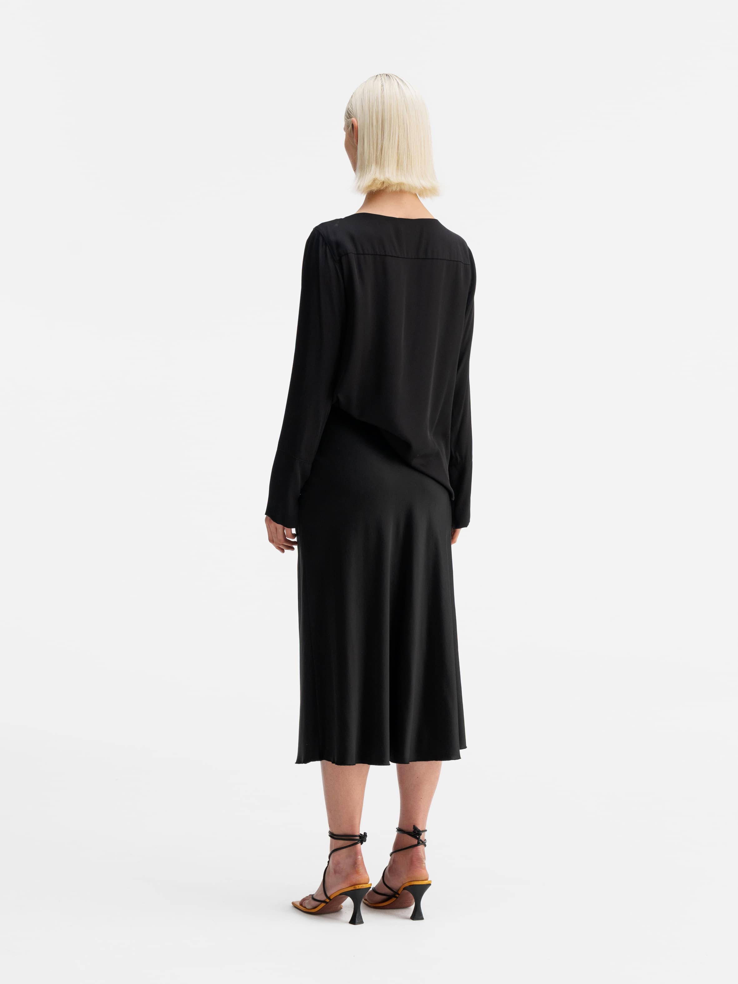 Back view of Ahlvar Gallery Kelly silk blouse black