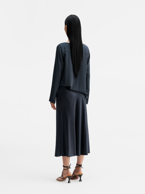 Back view of Ahlvar Gallery Kelly silk blouse blue grey