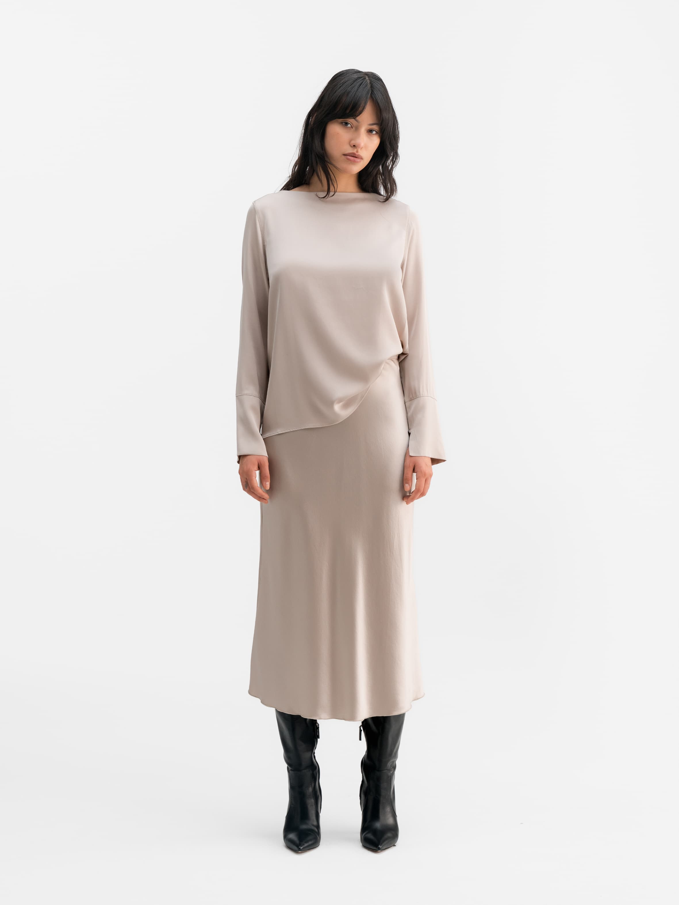 Kelly silk blouse greige