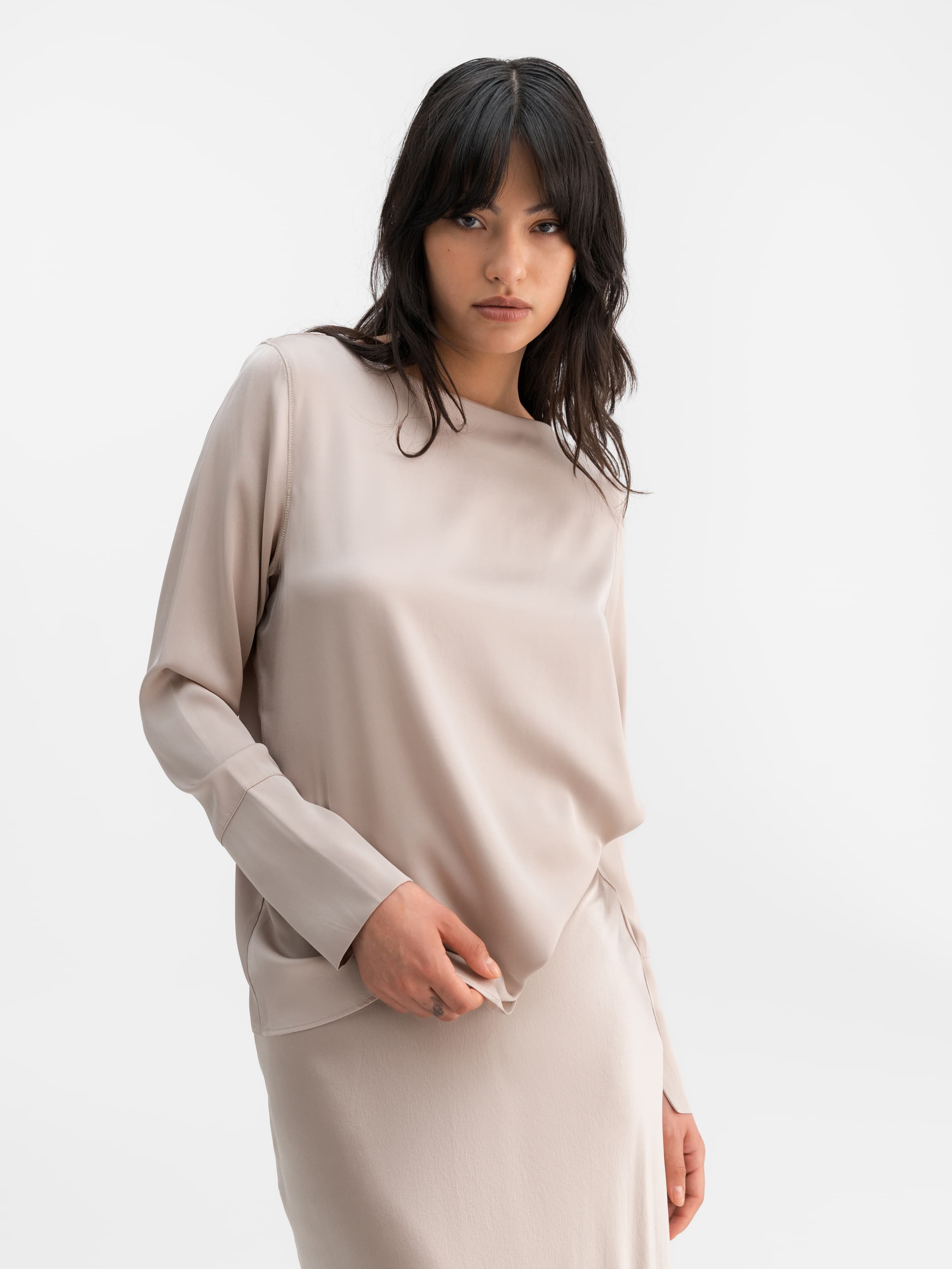 Kelly silk blouse greige