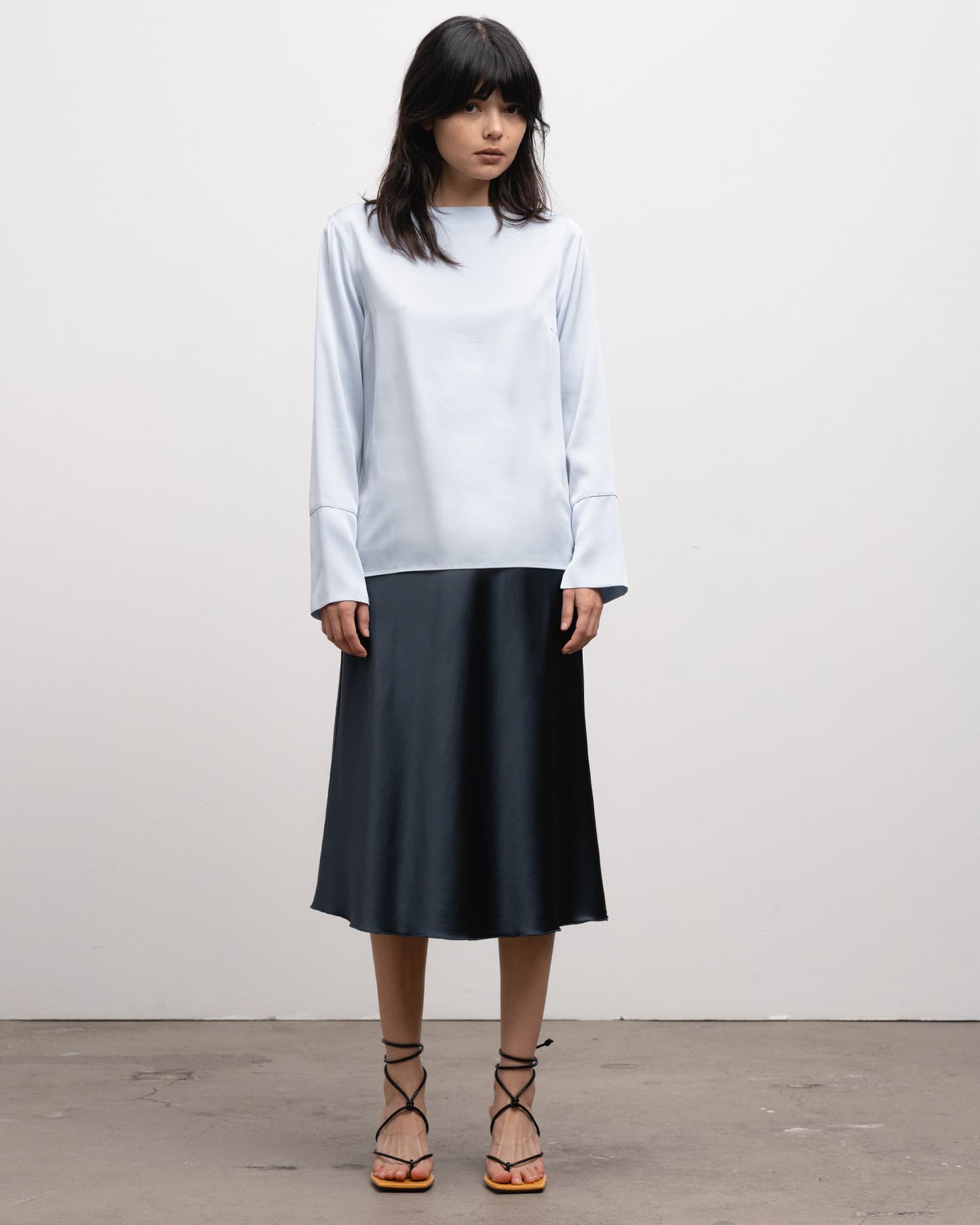 Kelly silk blouse light blue