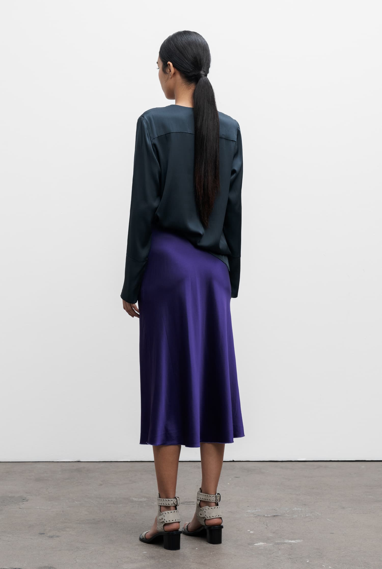 Plus V-Neck Kelly Blouse