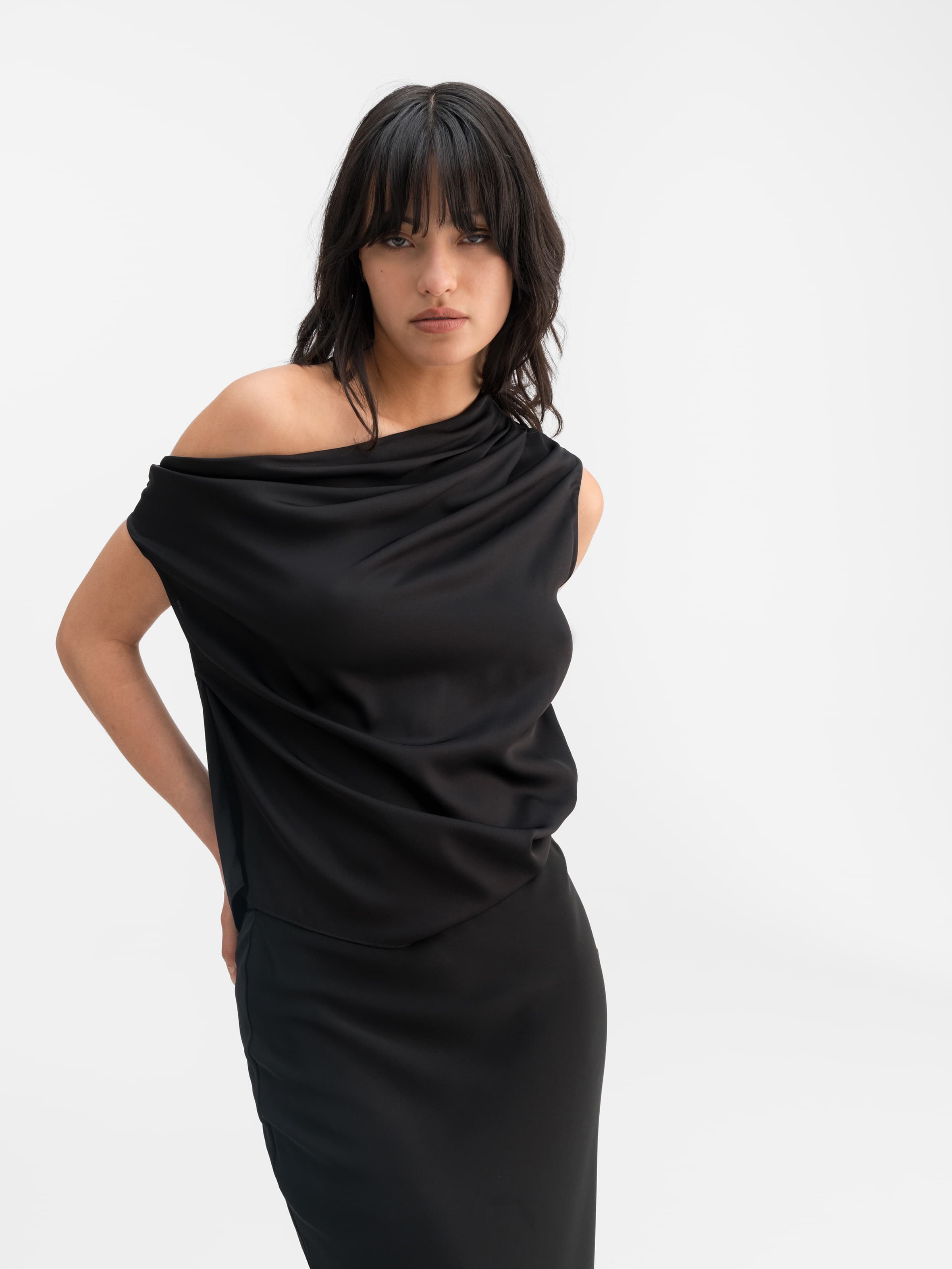 Lana silk tank black